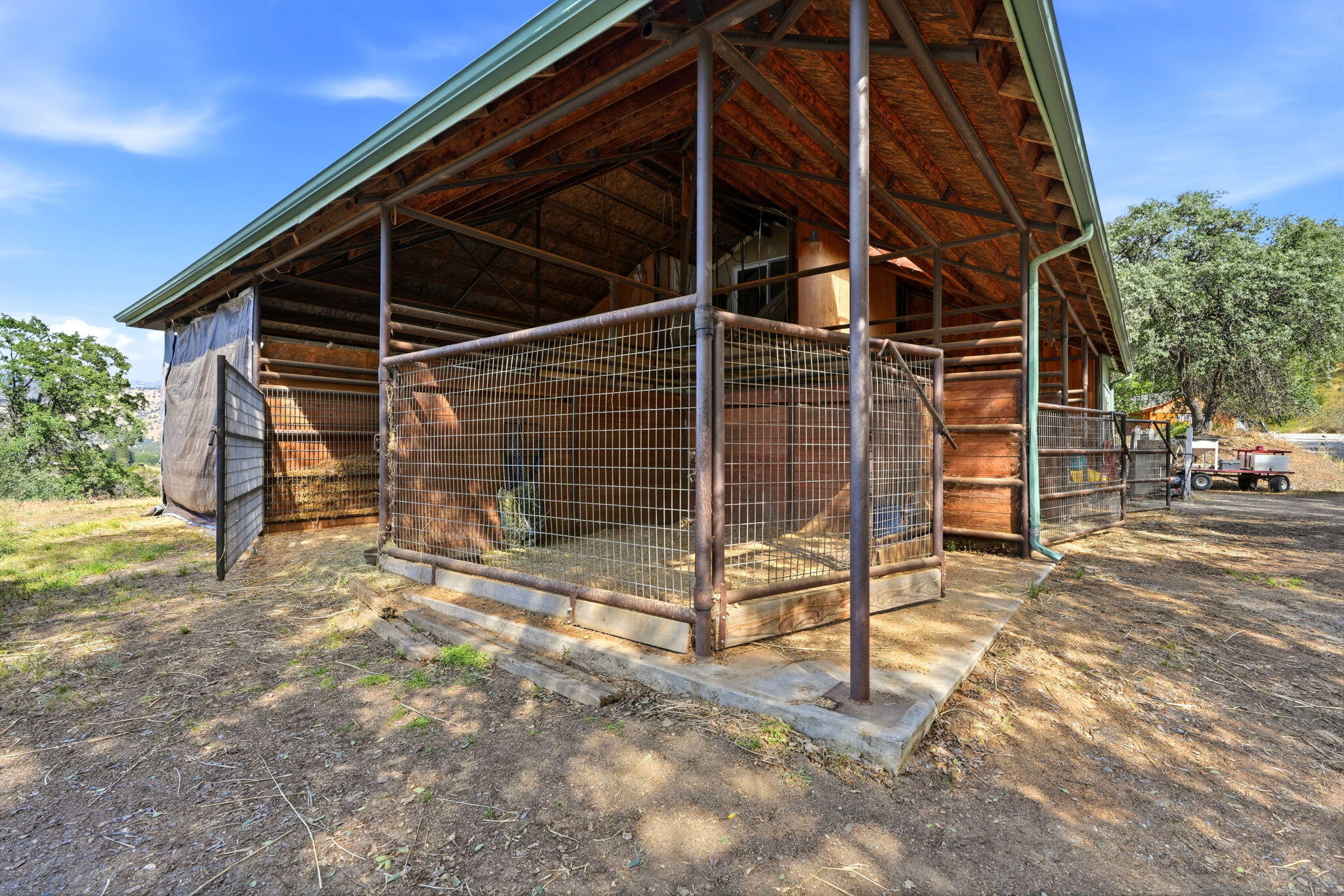 33435 Globe Dr, Springville, CA 93265