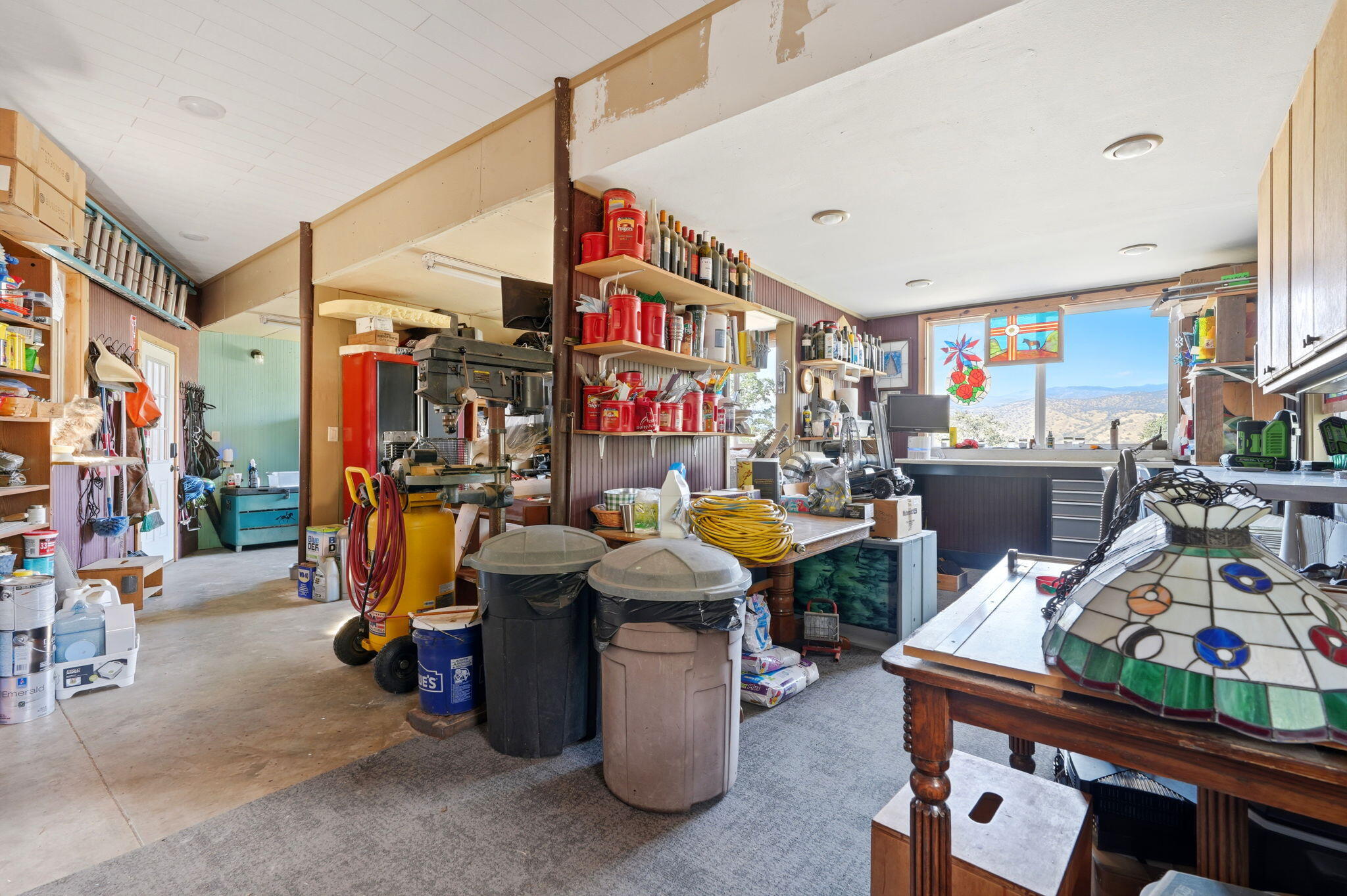 33435 Globe Dr, Springville, CA 93265