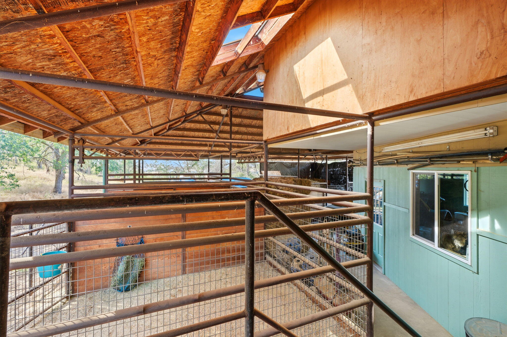 33435 Globe Dr, Springville, CA 93265