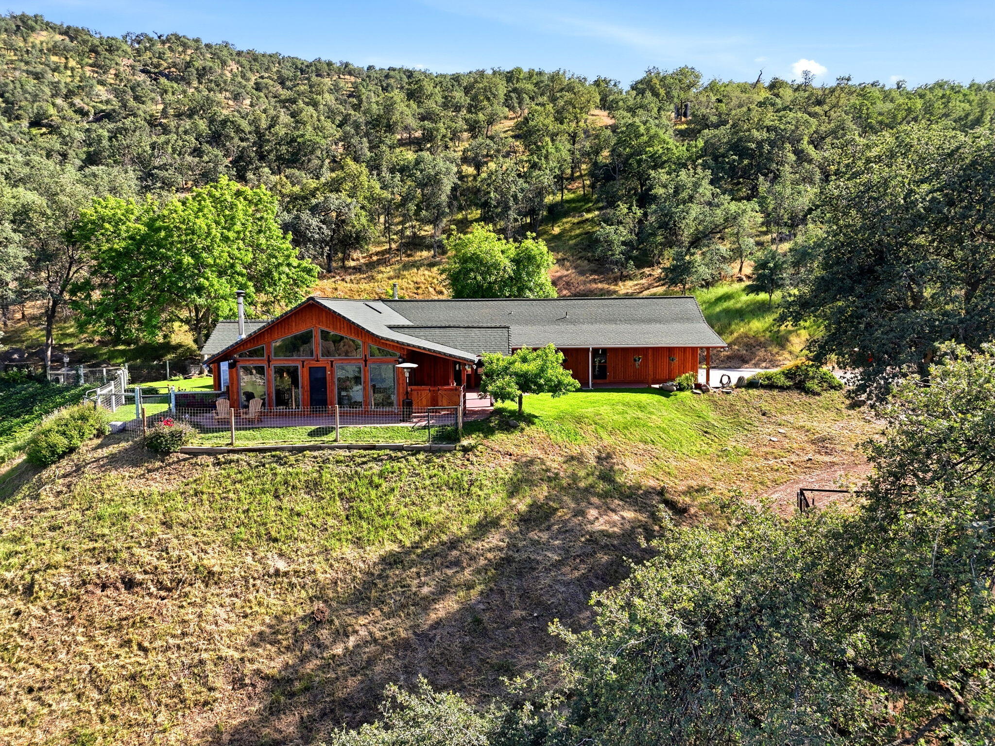 33435 Globe Dr, Springville, CA 93265