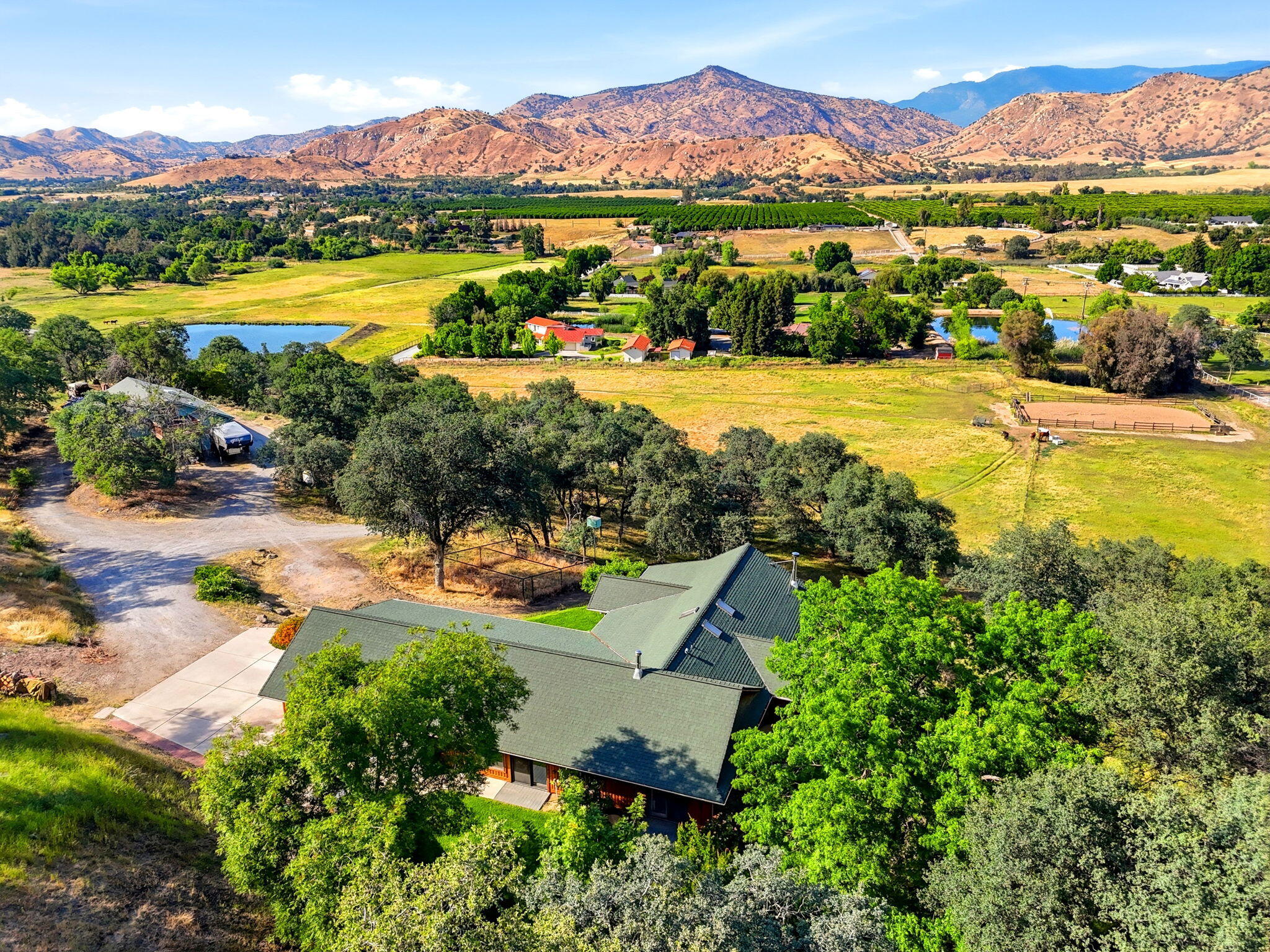 33435 Globe Dr, Springville, CA 93265