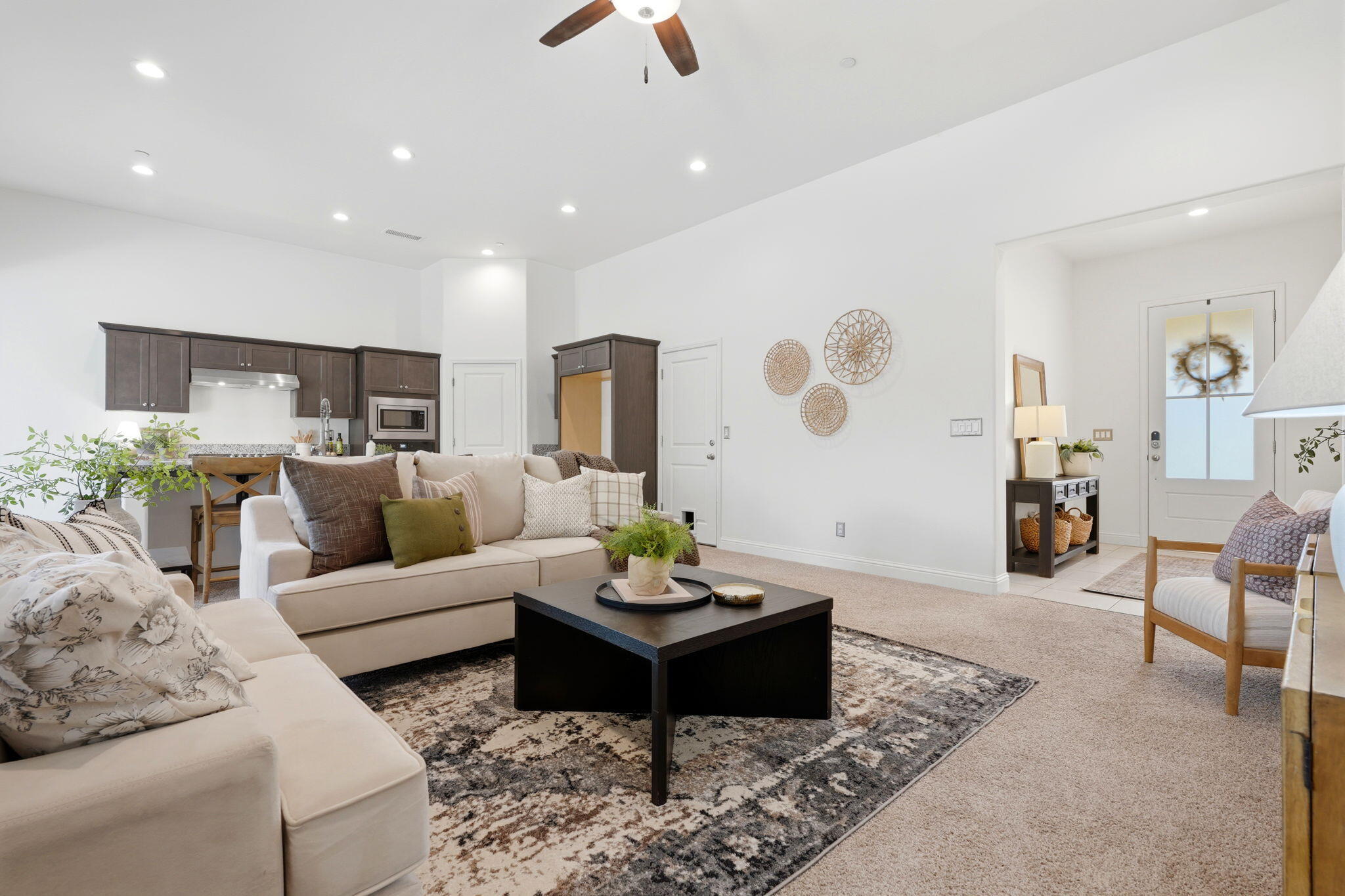 1833 W Corvina Ave, Visalia, CA 93291