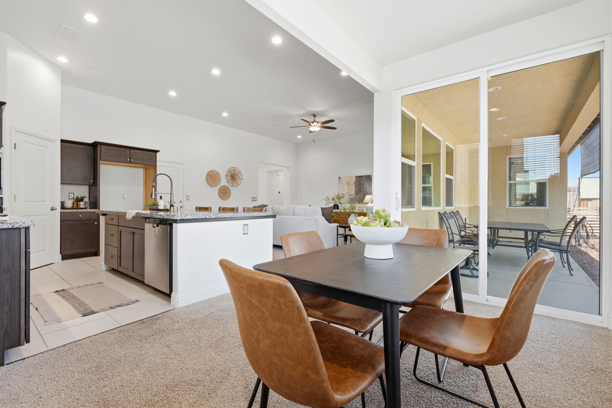 1833 W Corvina Ave, Visalia, CA 93291