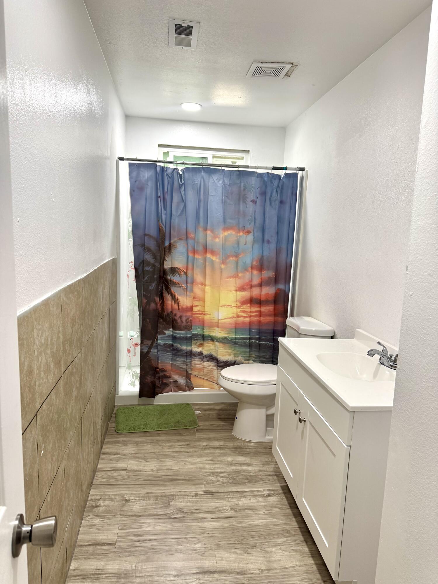 12414 Edward Ave, Orosi, CA 93647