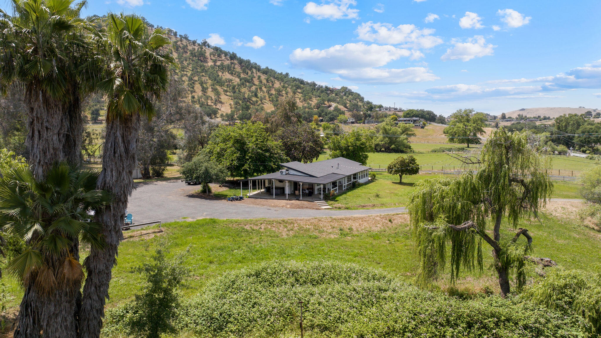 33341 Globe Dr, Springville, CA 93265