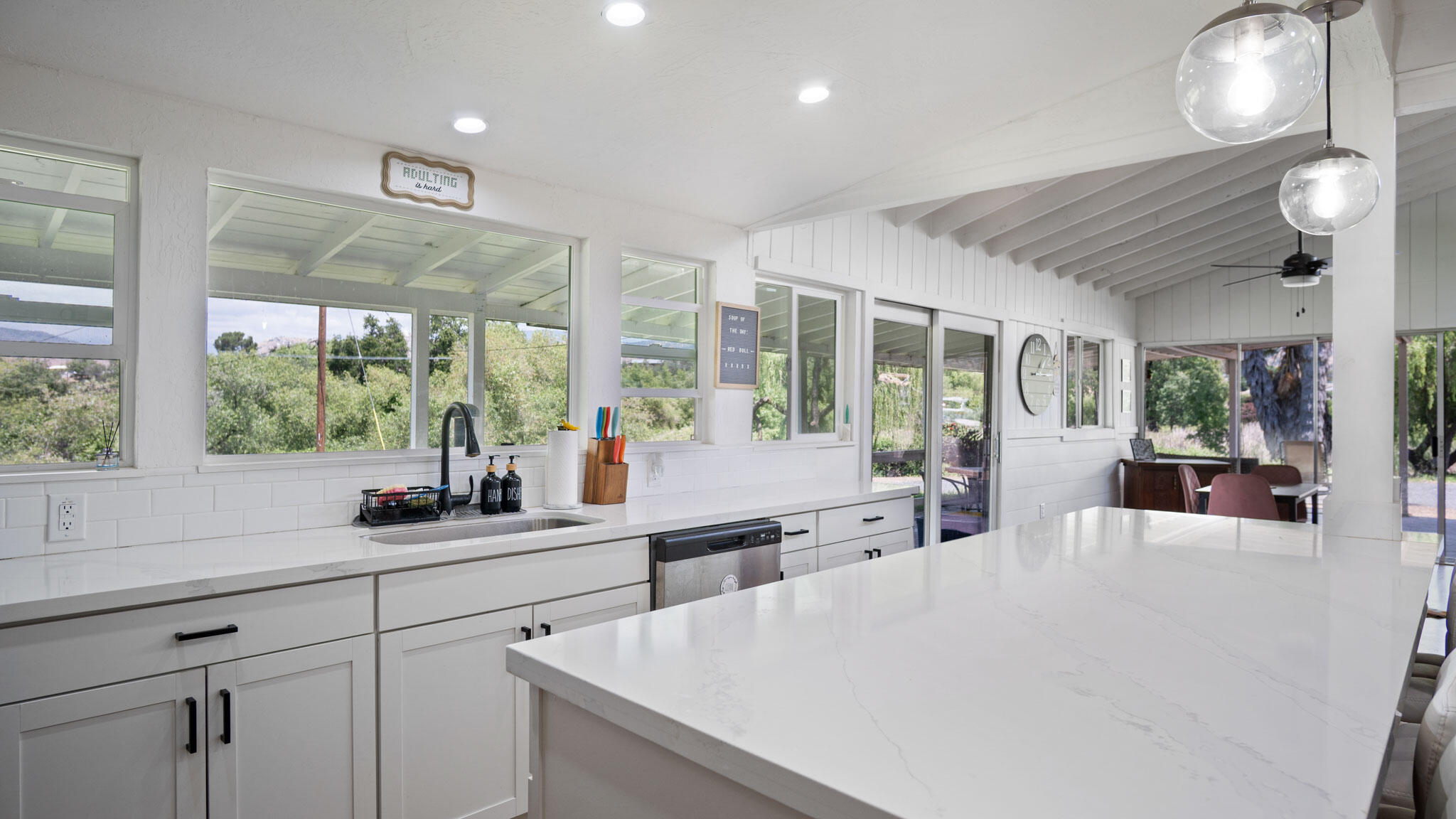 33341 Globe Dr, Springville, CA 93265