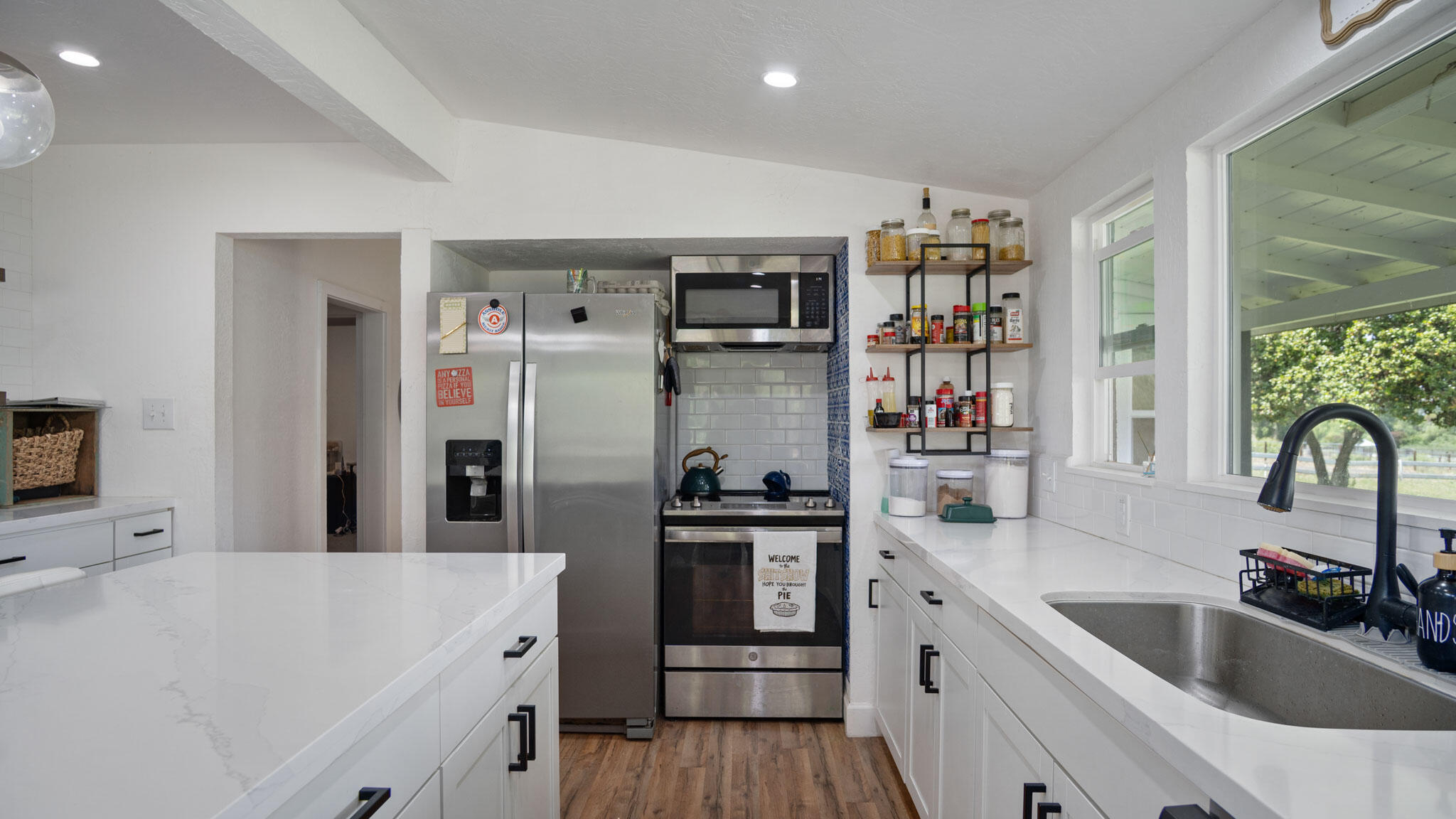 33341 Globe Dr, Springville, CA 93265