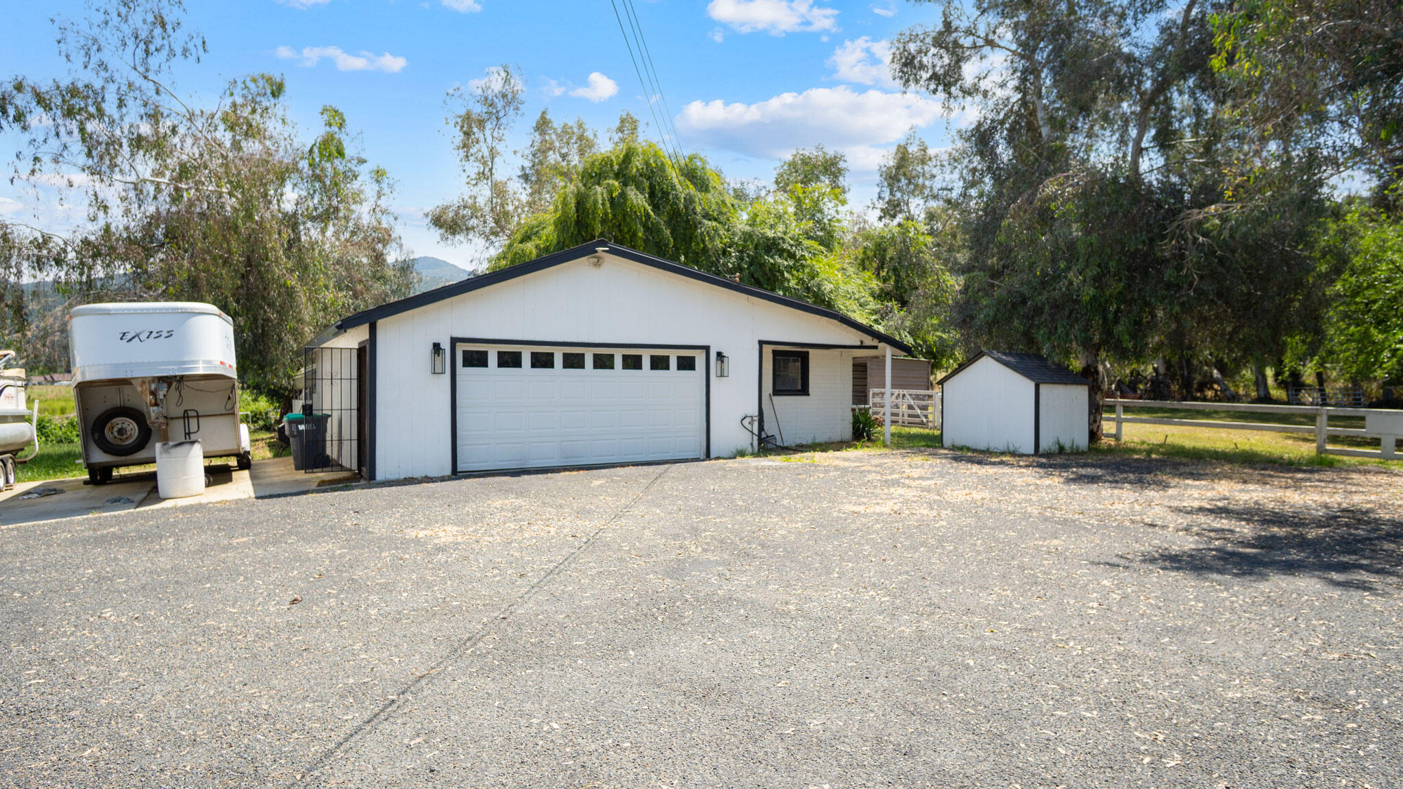 33341 Globe Dr, Springville, CA 93265