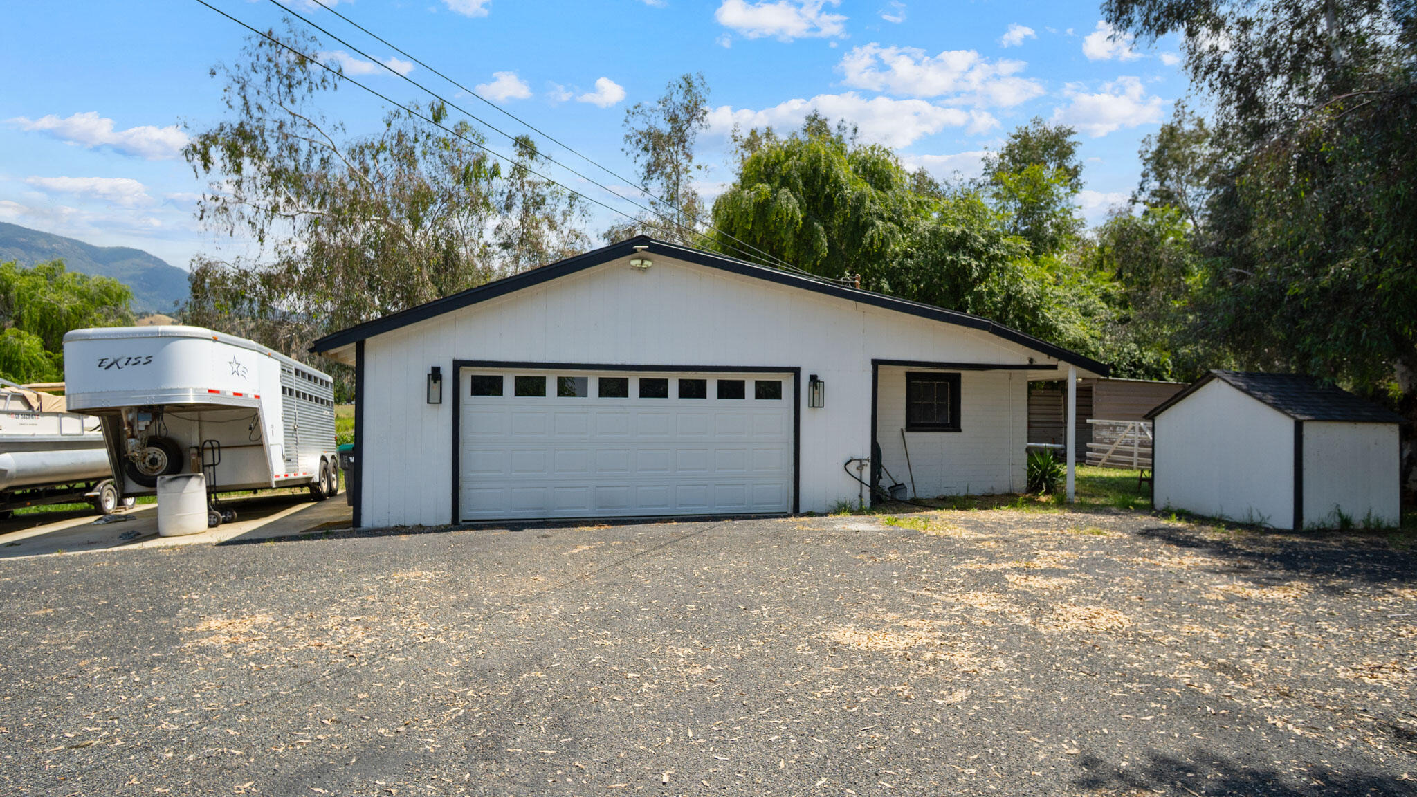 33341 Globe Dr, Springville, CA 93265