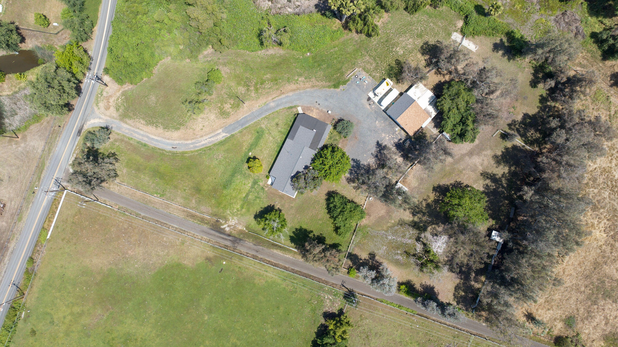 33341 Globe Dr, Springville, CA 93265