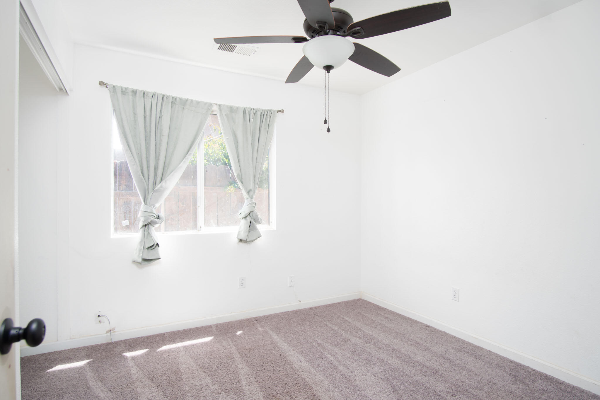 739 Bel Aire Ave, Porterville, CA 93257