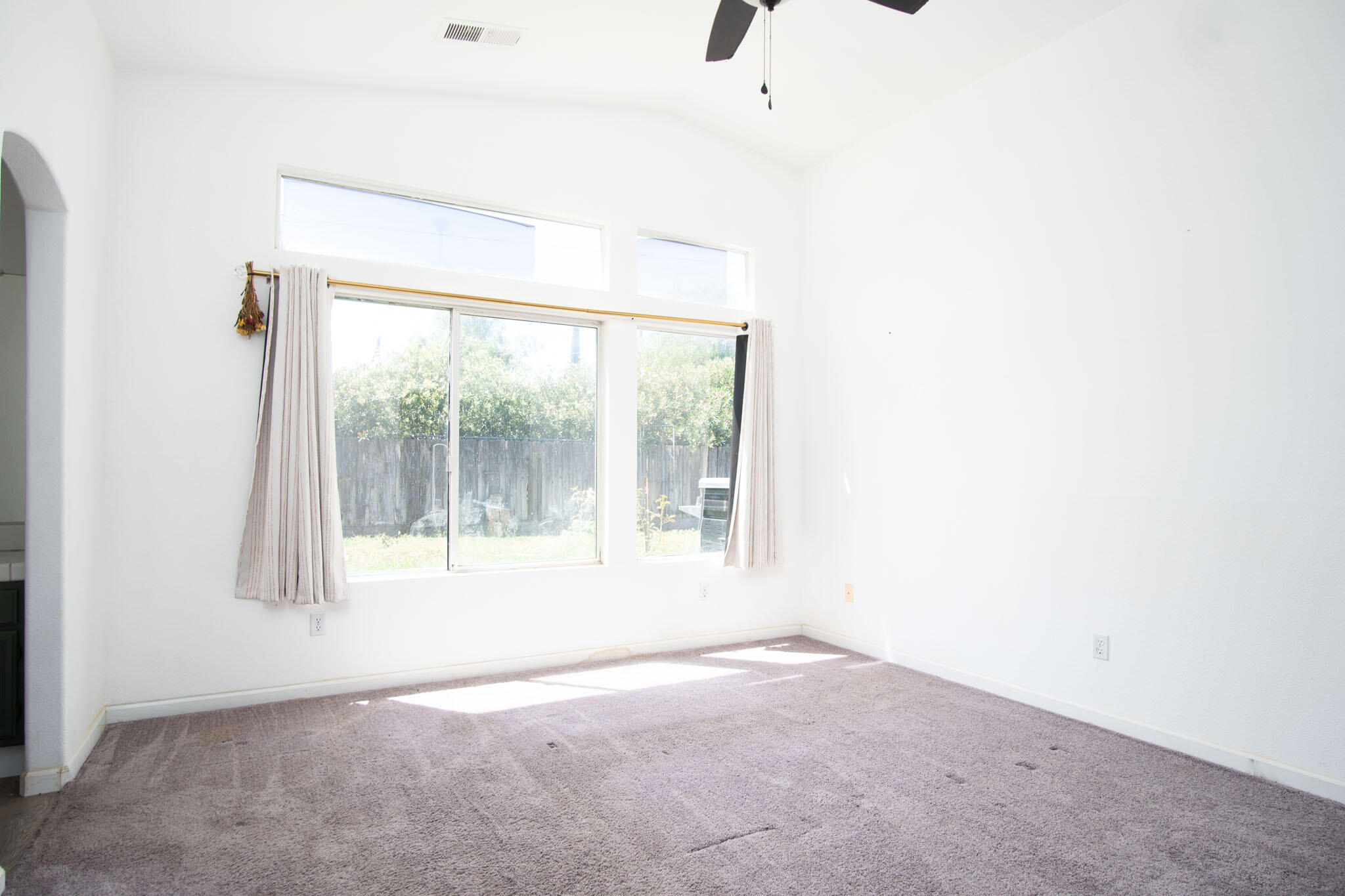 739 Bel Aire Ave, Porterville, CA 93257