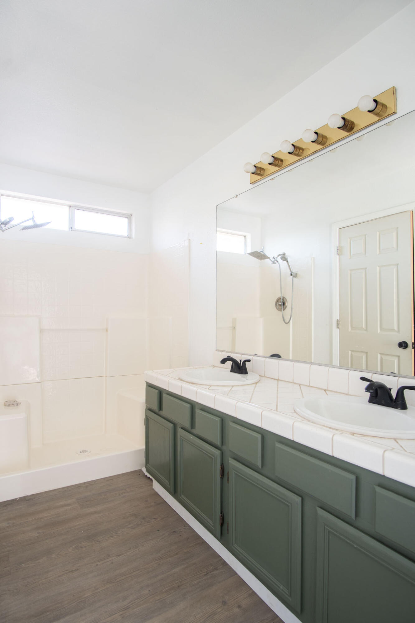 739 Bel Aire Ave, Porterville, CA 93257