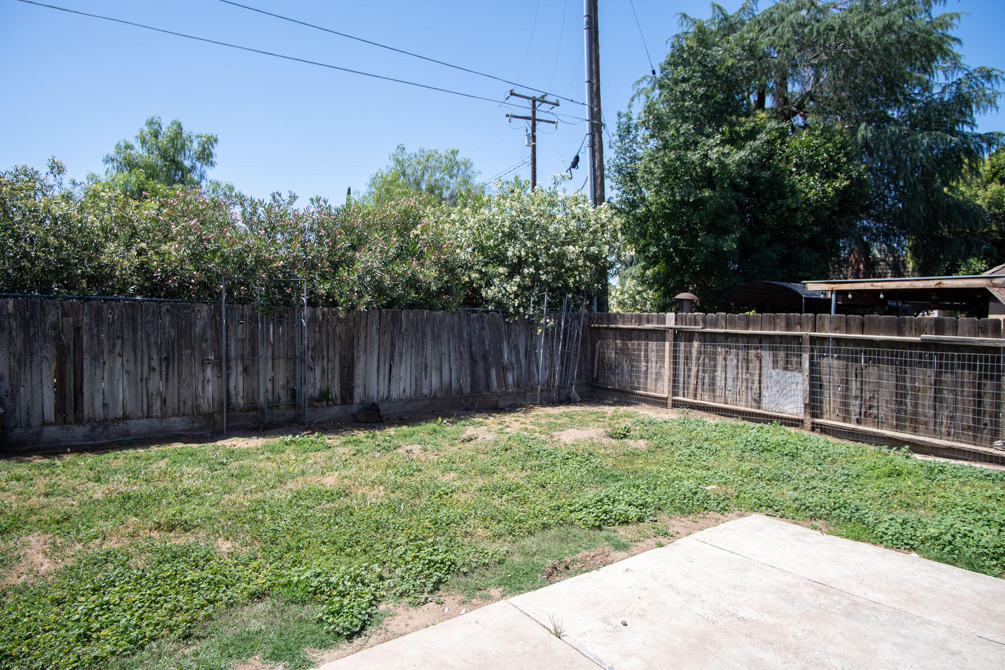 739 Bel Aire Ave, Porterville, CA 93257