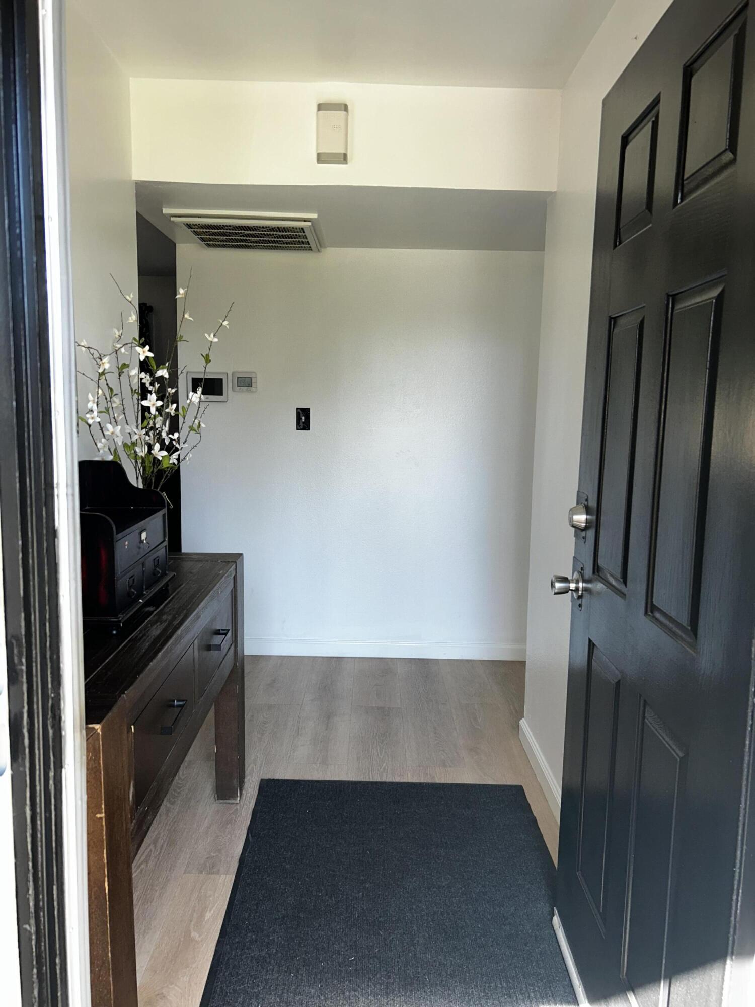 1019 N Gowdy St, Visalia, CA 93292