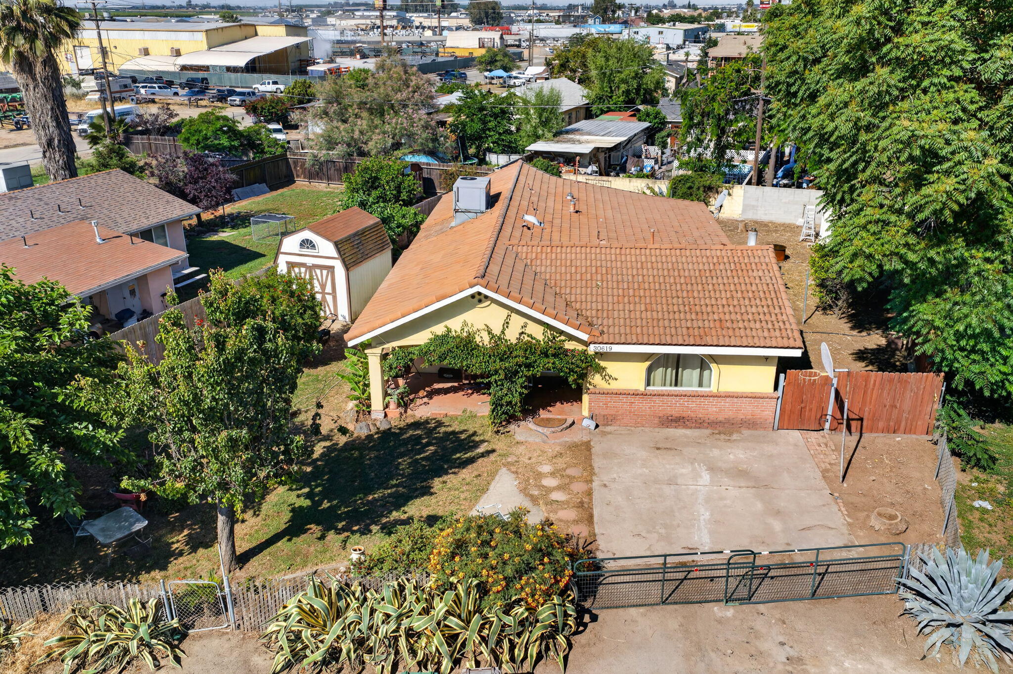 30619 Kame Dr, Goshen, CA 93227