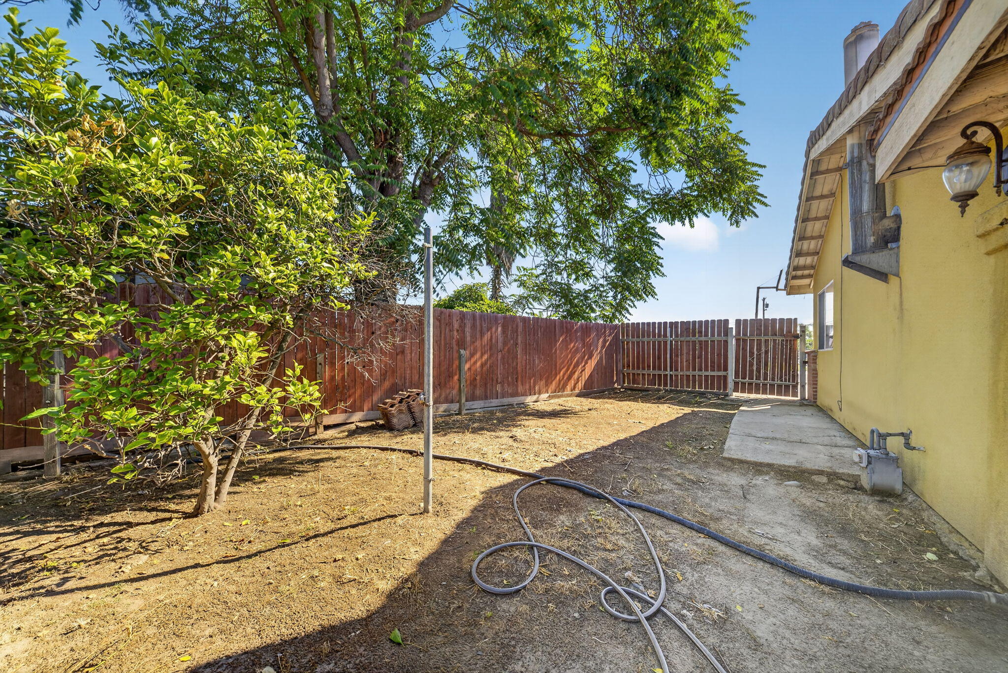 30619 Kame Dr, Goshen, CA 93227