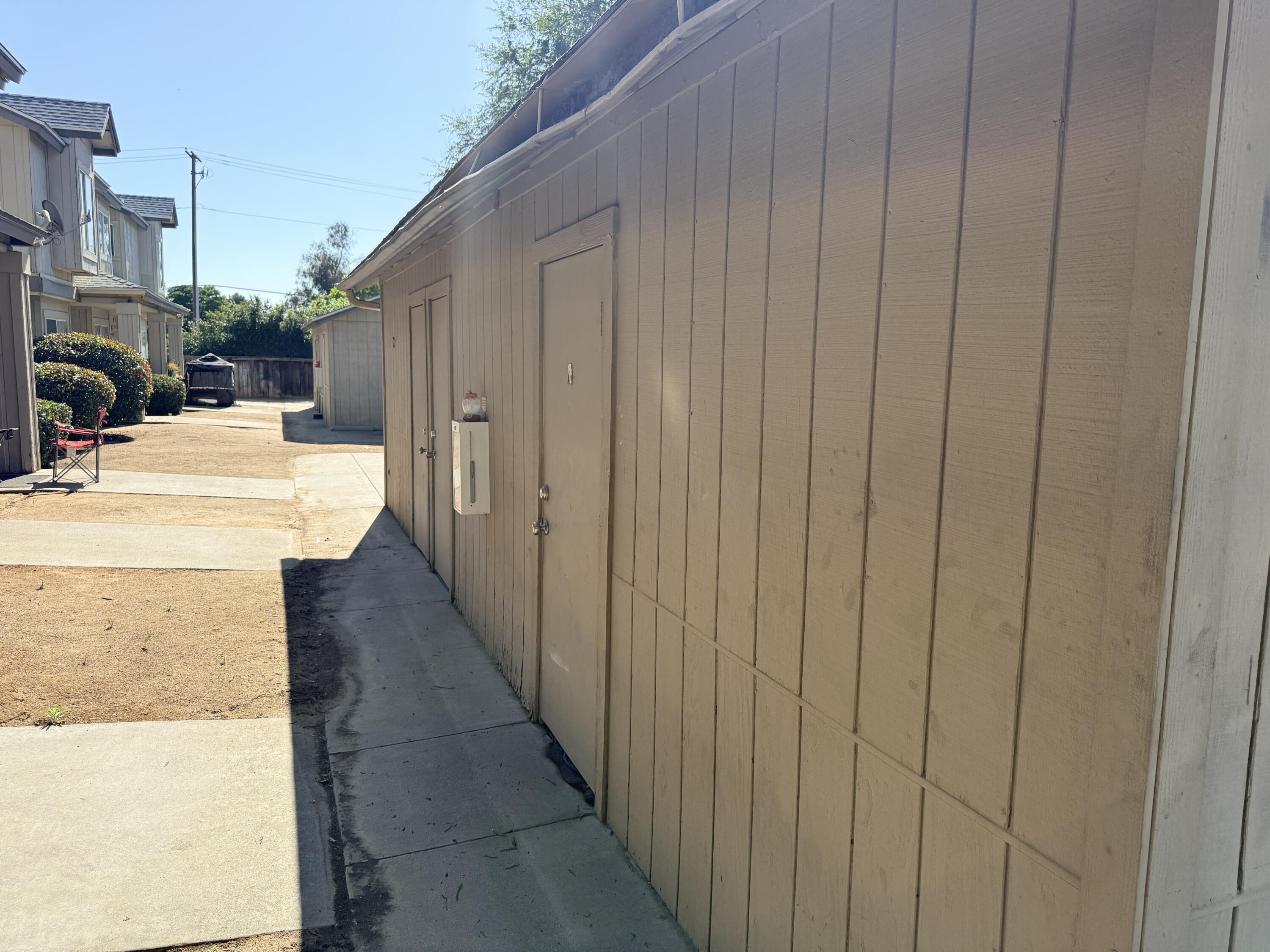 0 #191, Fresno, CA 93722