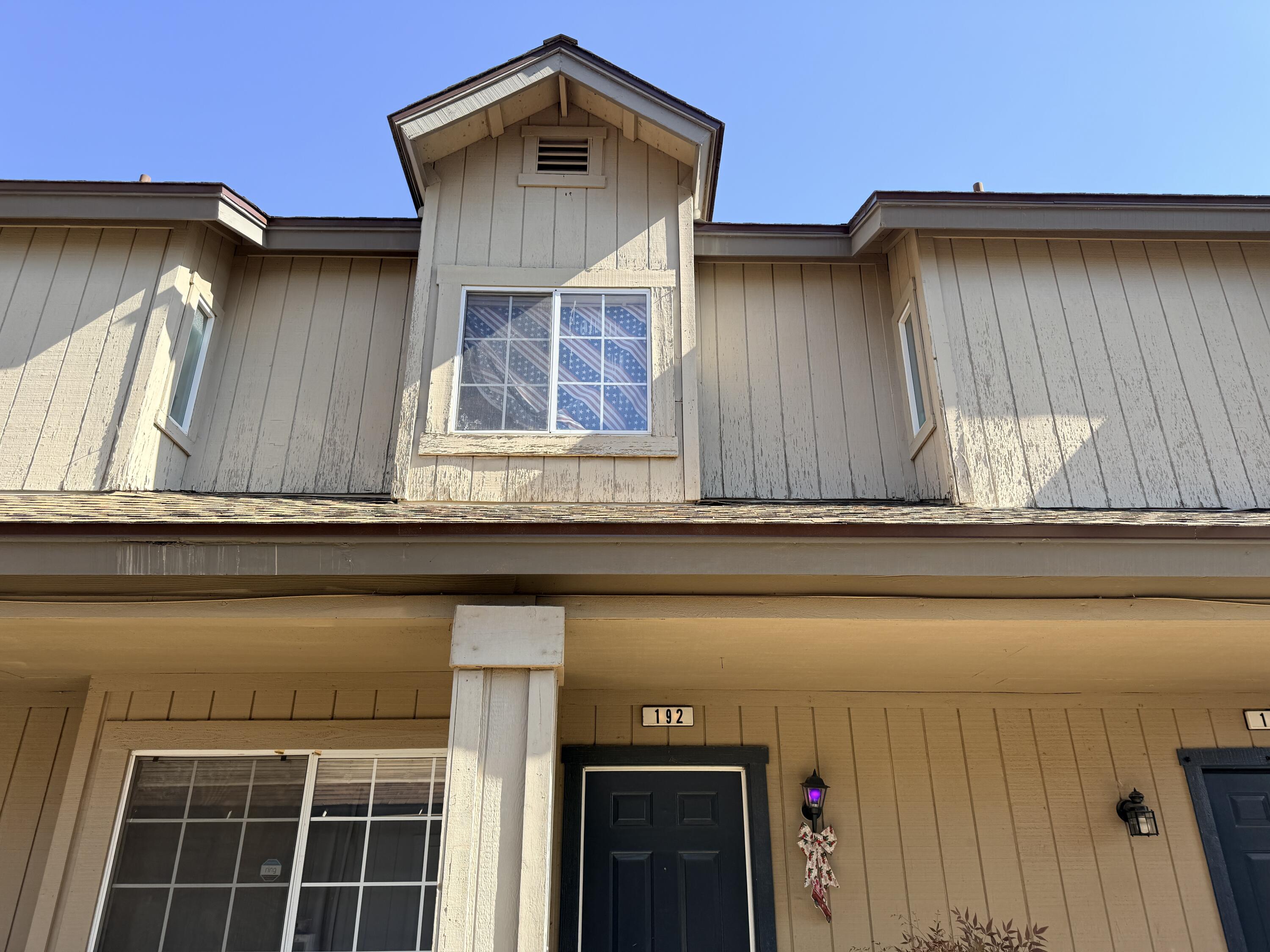 0 #191, Fresno, CA 93722