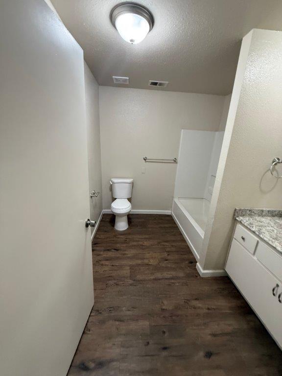 1405 E Cypress Ave, Reedley, CA 93654