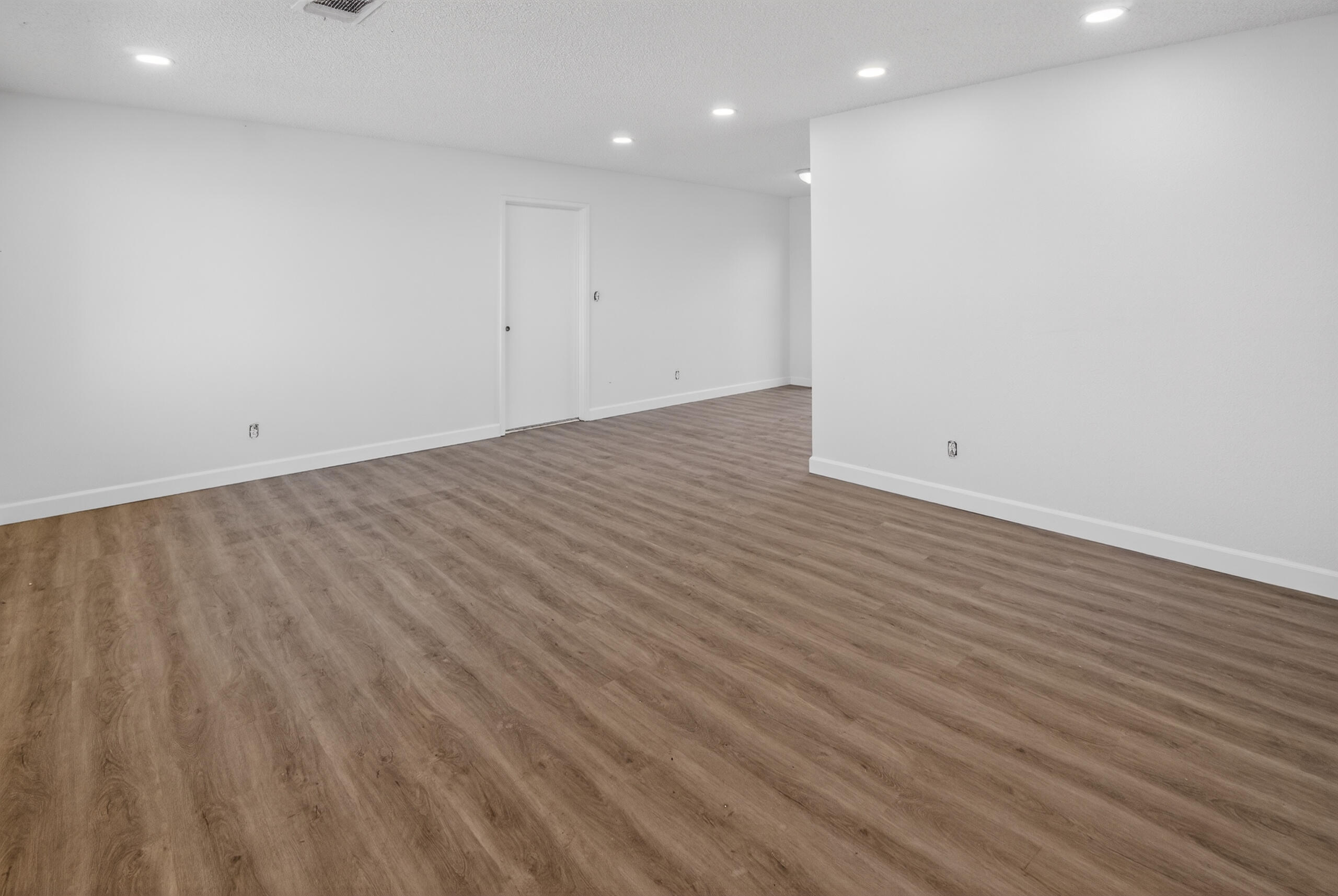 20372 1st St, Stratford, CA 93266