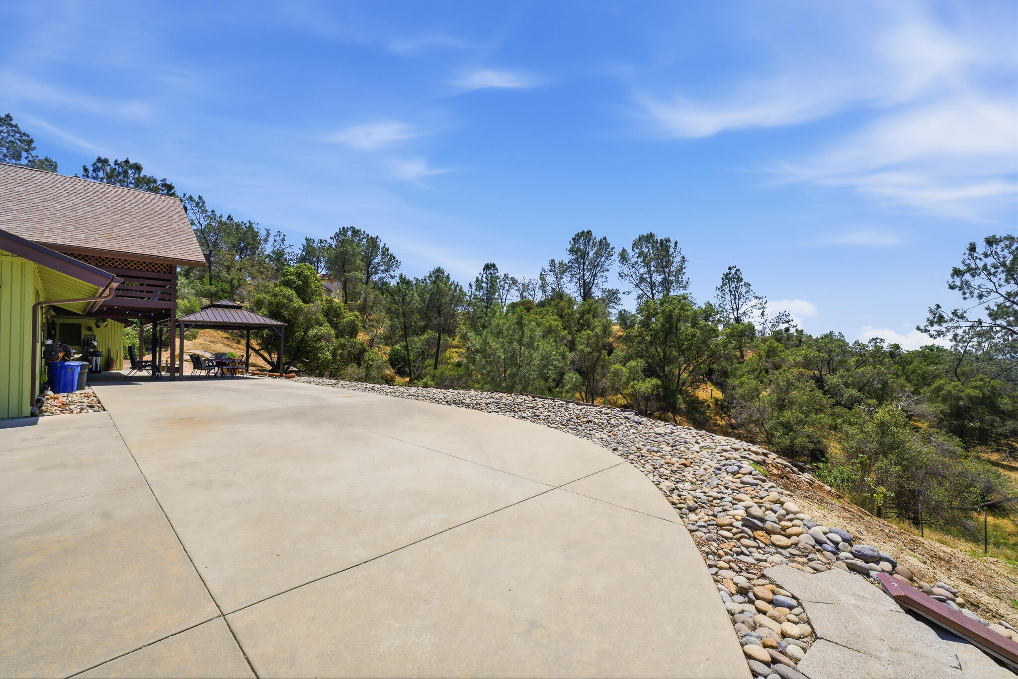 40070 Lilley Mountain Dr, Coarsegold, CA 93614