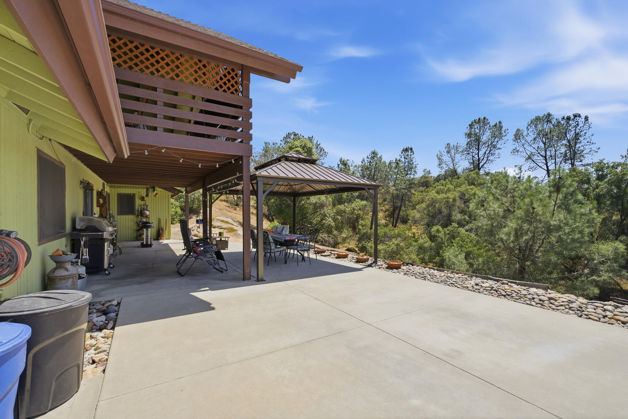 40070 Lilley Mountain Dr, Coarsegold, CA 93614