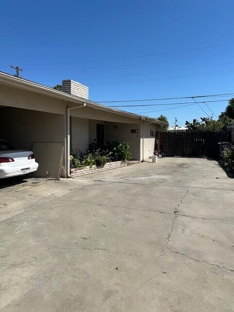 537 W University Ave, Fresno, CA 93705