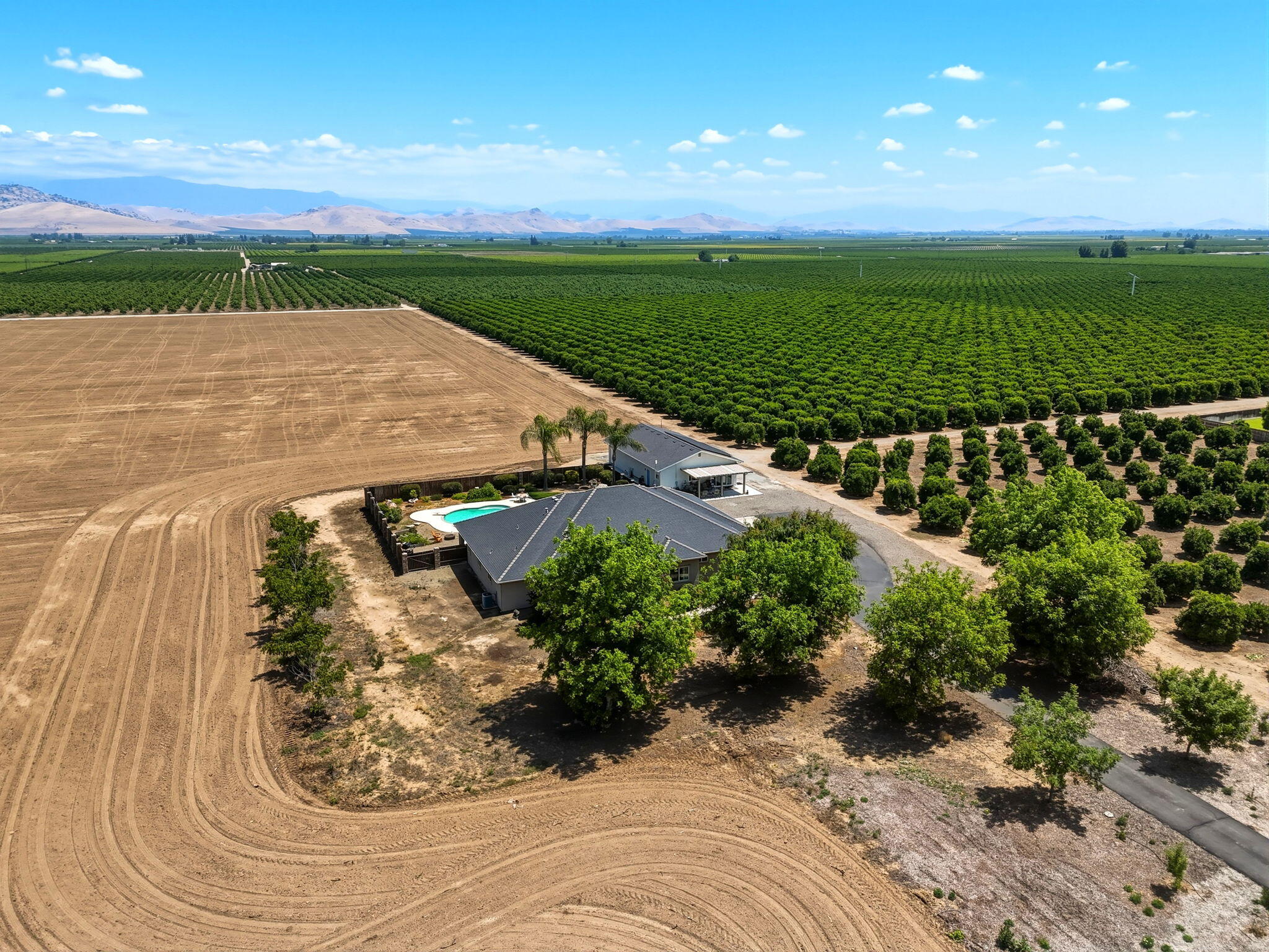 26706 Rd 176, Exeter, CA 93221