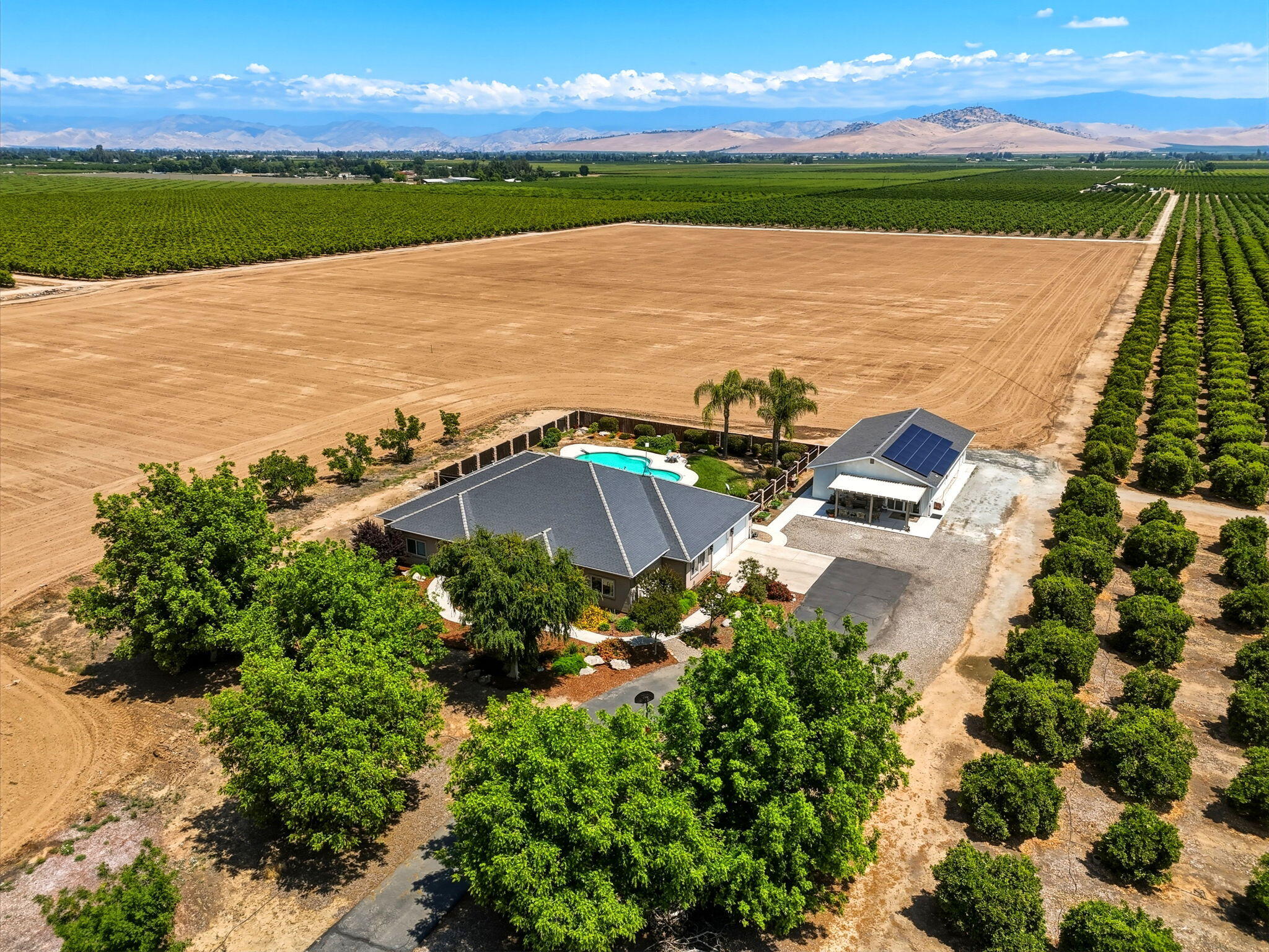 26706 Rd 176, Exeter, CA 93221