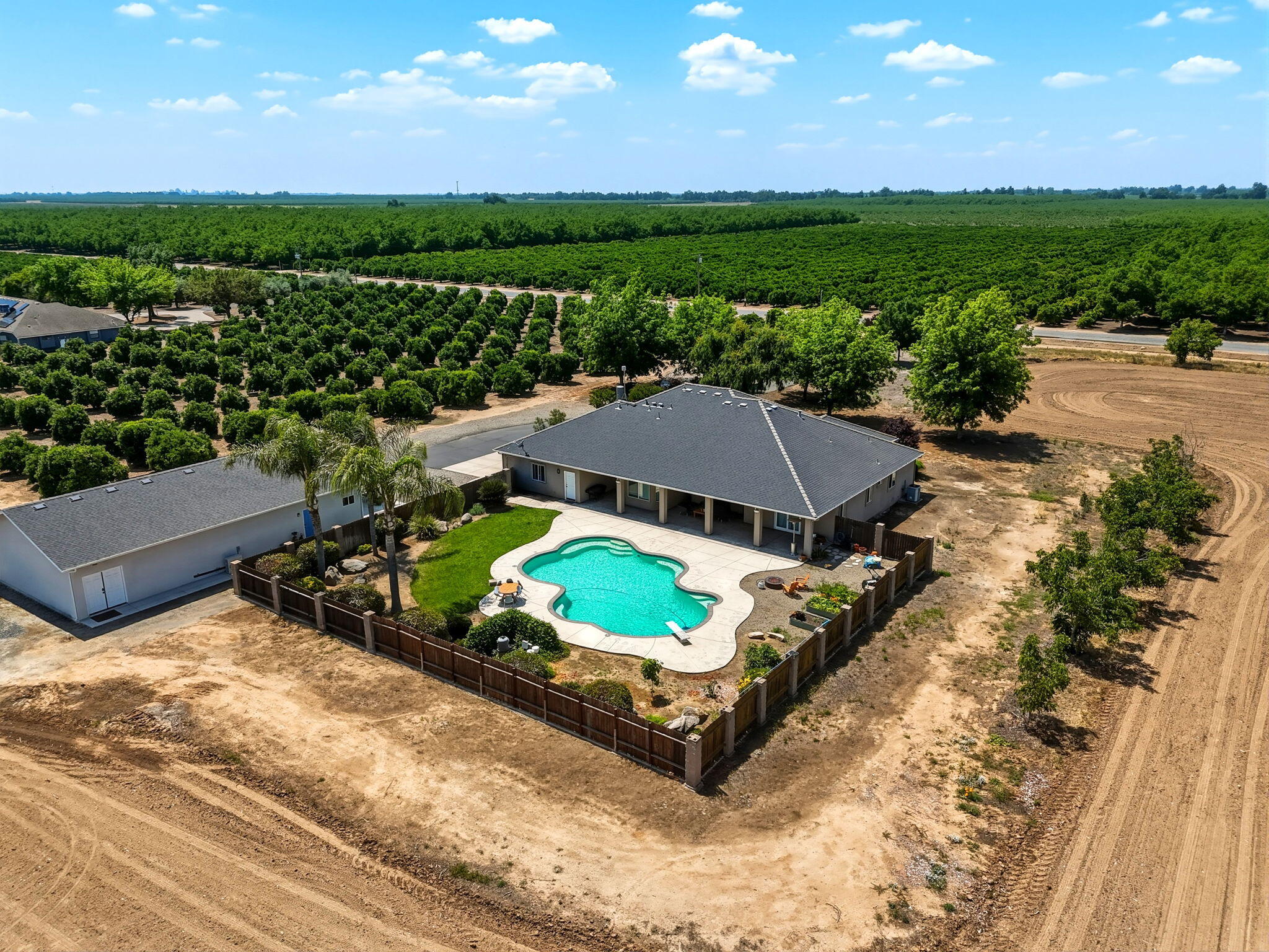 26706 Rd 176, Exeter, CA 93221