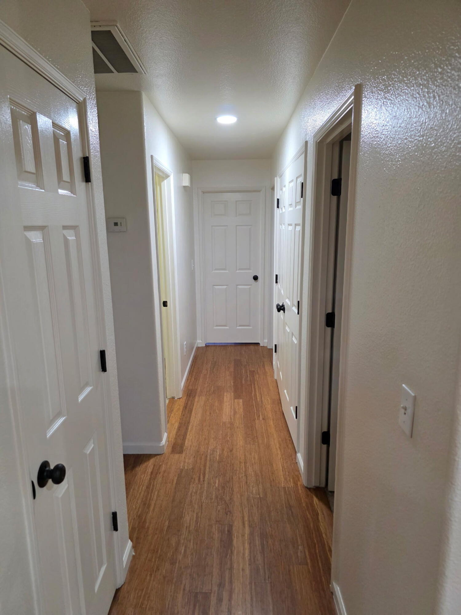 4011 E Oak Ave, Visalia, CA 93292