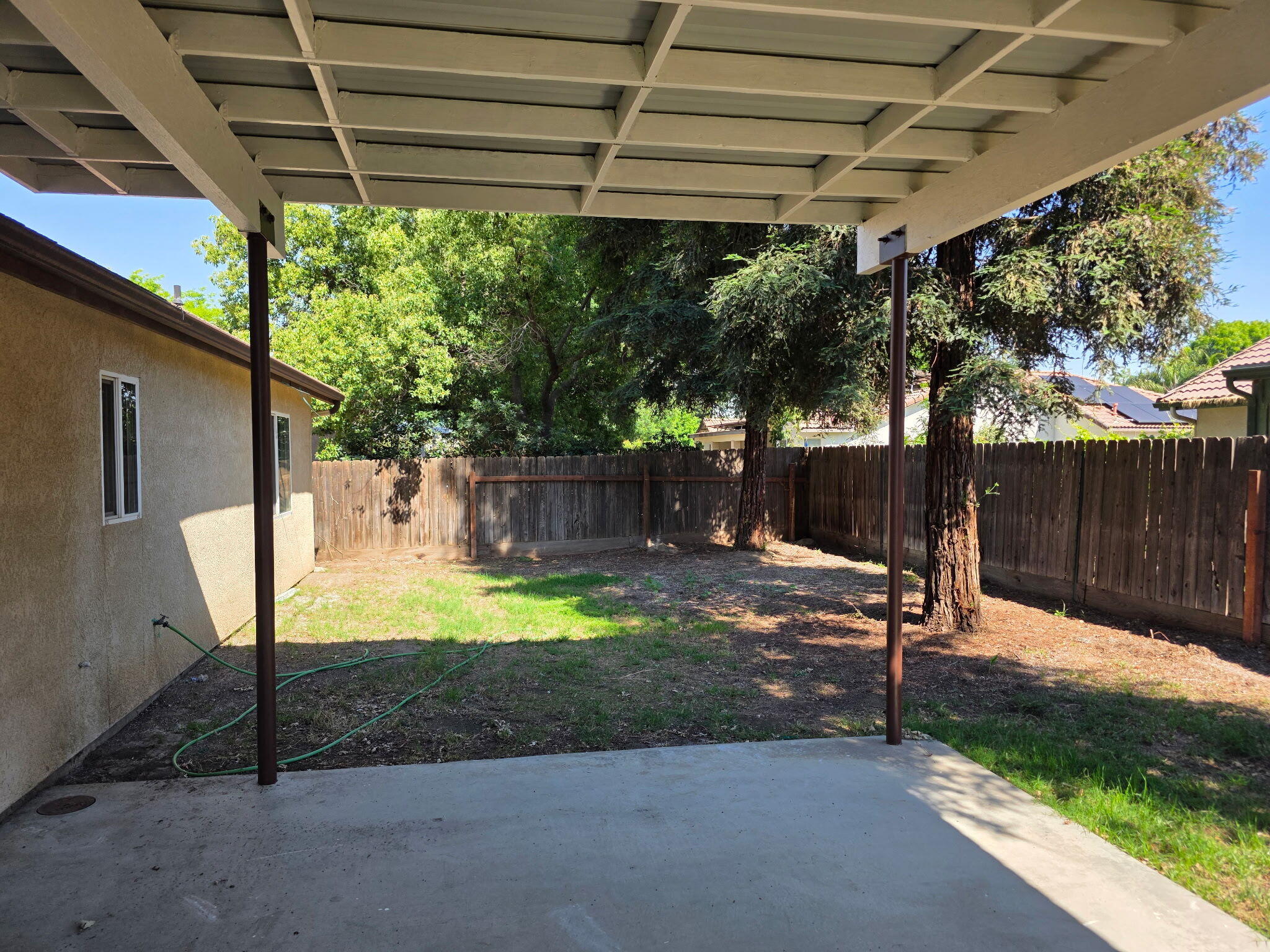 4011 E Oak Ave, Visalia, CA 93292