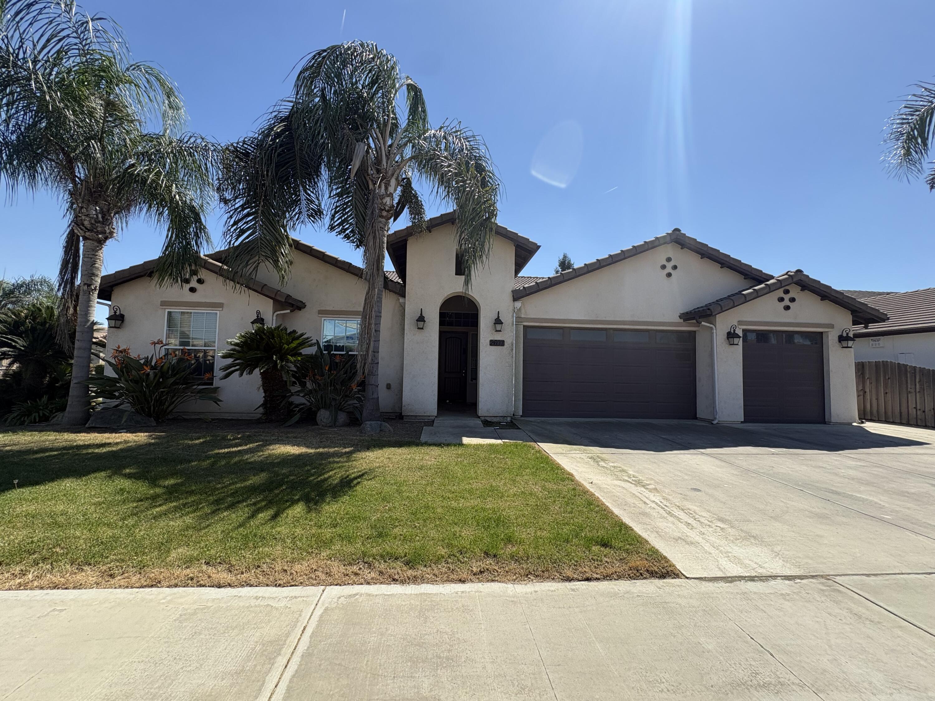 2697 Doral Ct, Tulare, CA 93274