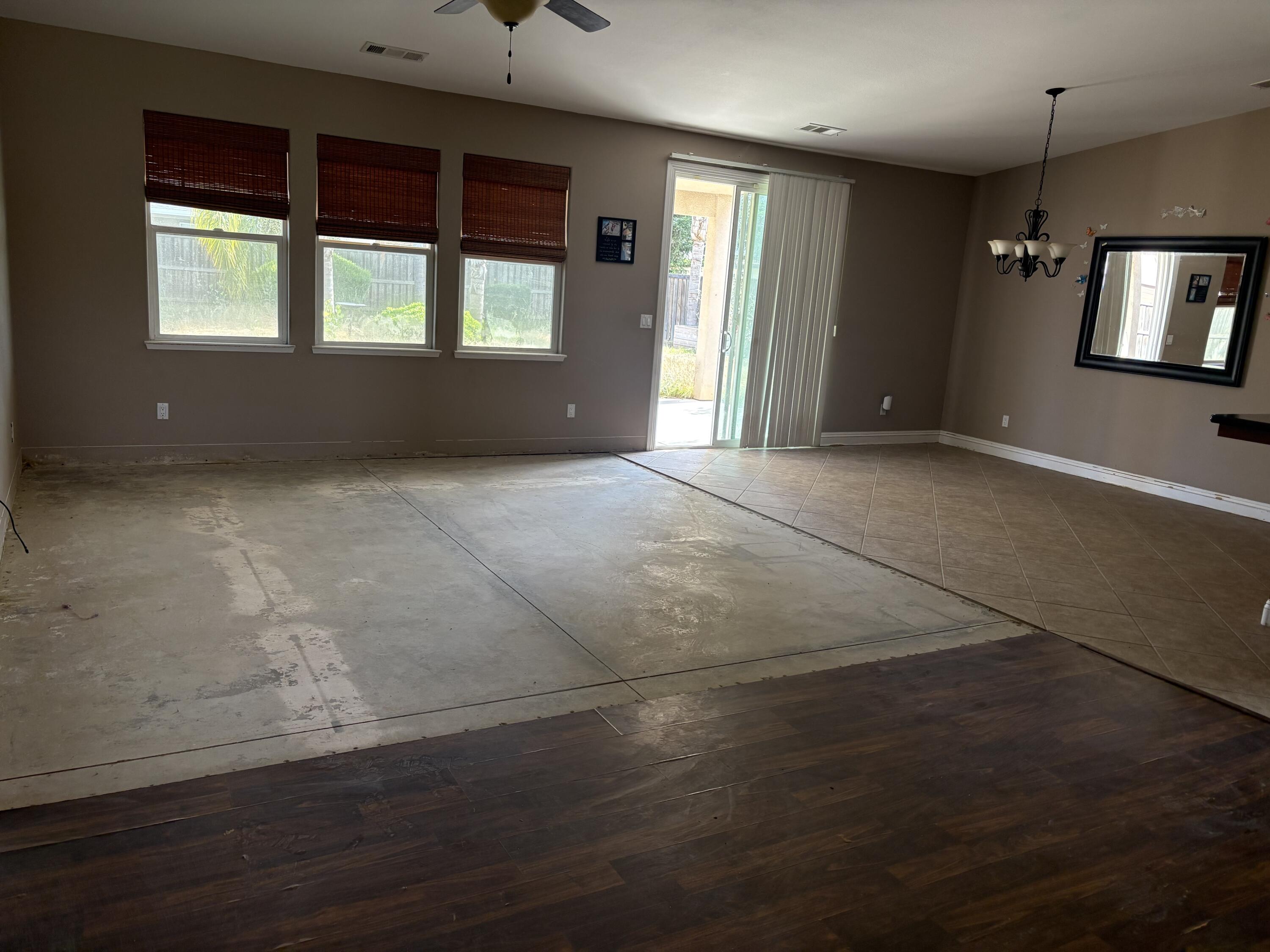 2697 Doral Ct, Tulare, CA 93274