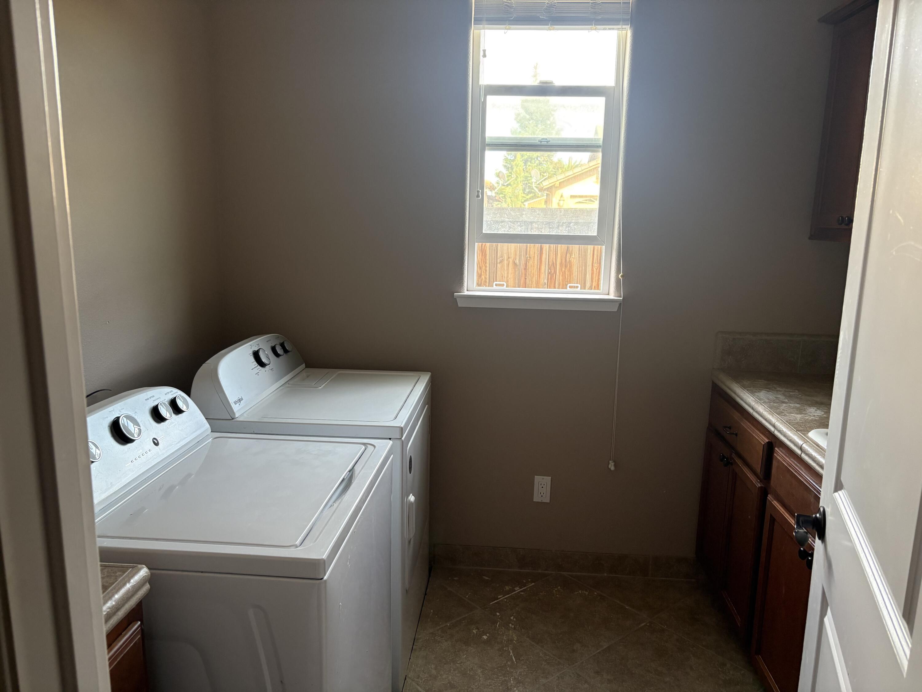 2697 Doral Ct, Tulare, CA 93274