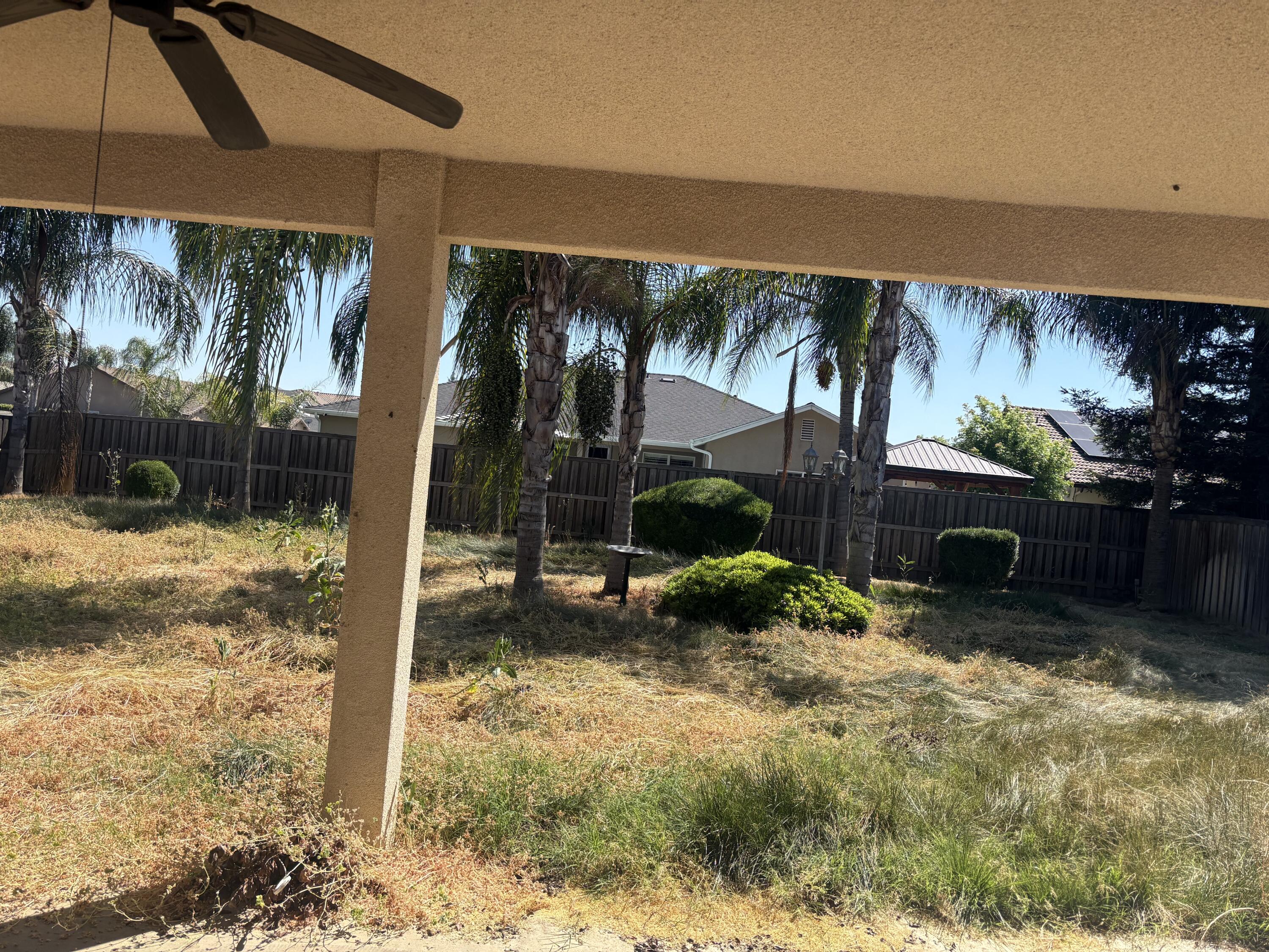 2697 Doral Ct, Tulare, CA 93274