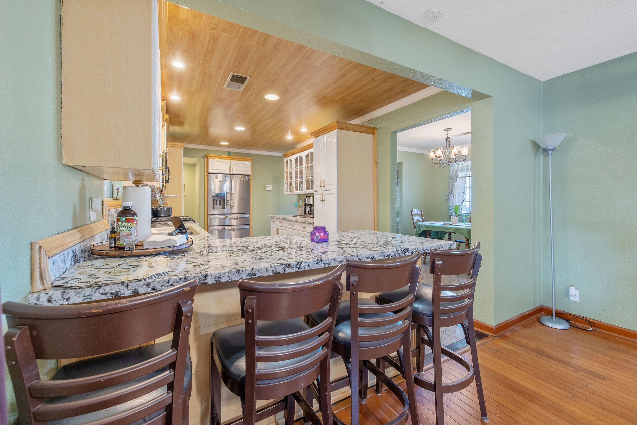 11 S Byron Dr, Lemoore, CA 93245