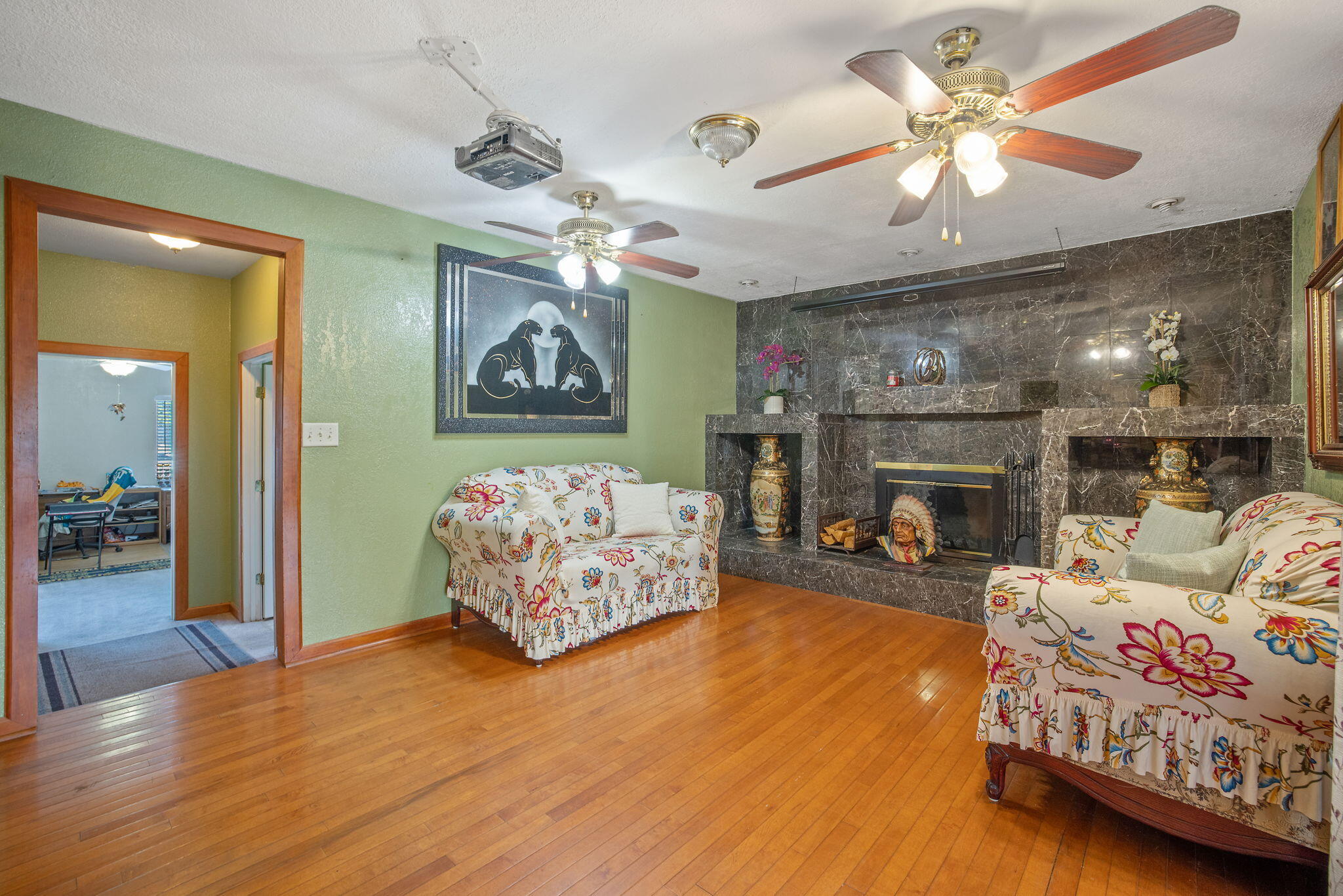 11 S Byron Dr, Lemoore, CA 93245