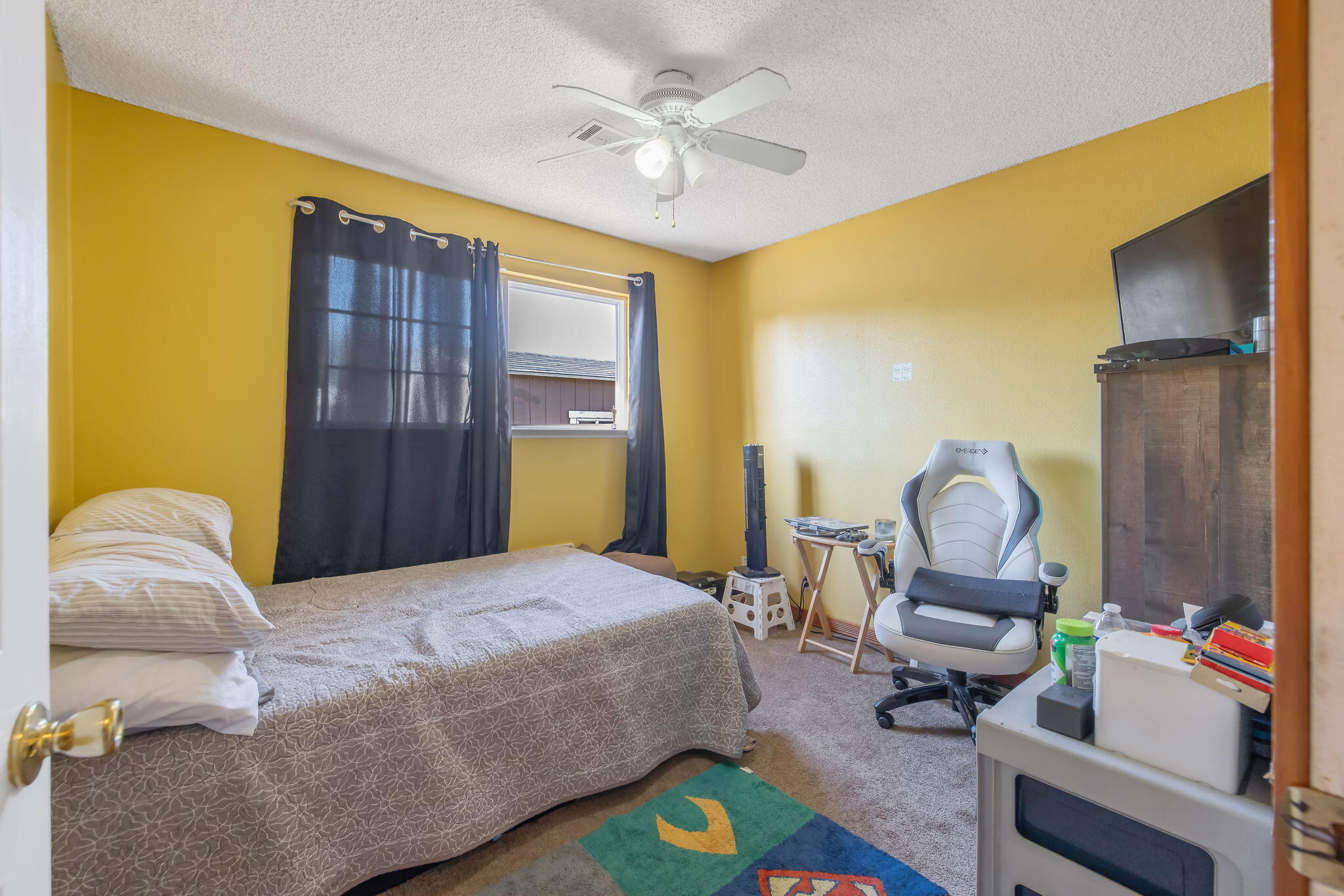11 S Byron Dr, Lemoore, CA 93245