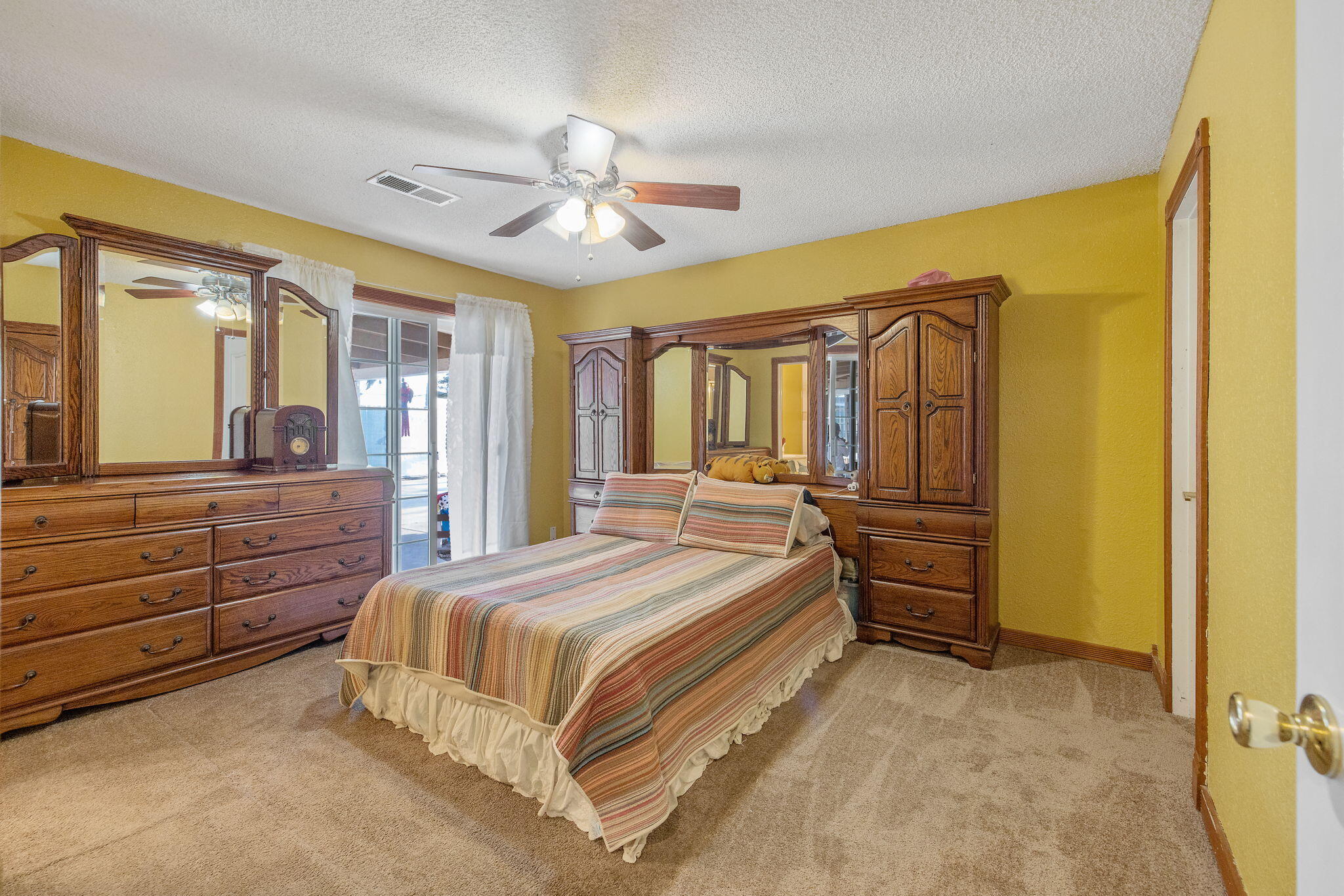 11 S Byron Dr, Lemoore, CA 93245