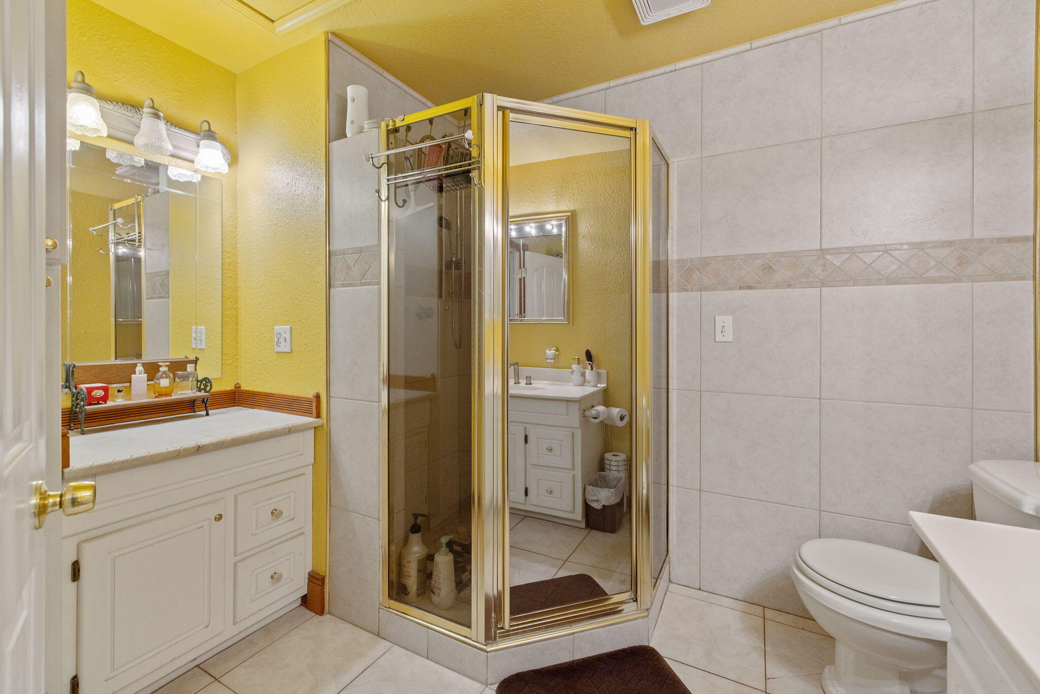 11 S Byron Dr, Lemoore, CA 93245