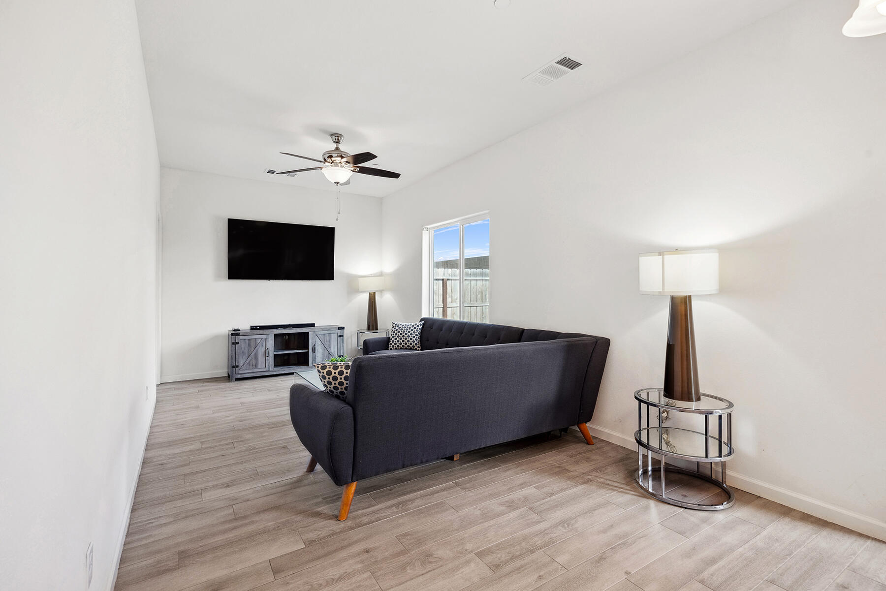 6258 Oak Crest Ave, Visalia, CA 93291