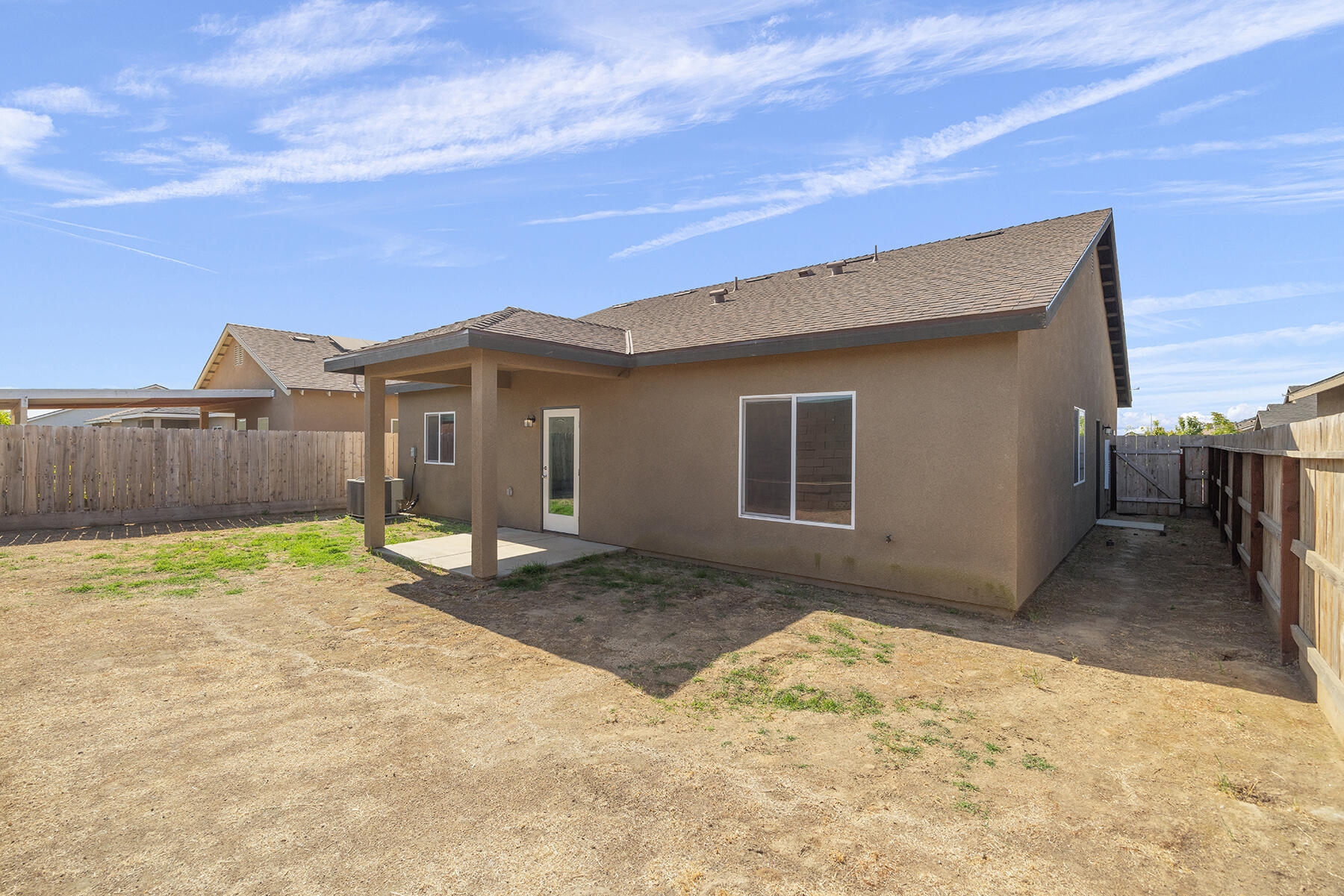 6258 Oak Crest Ave, Visalia, CA 93291