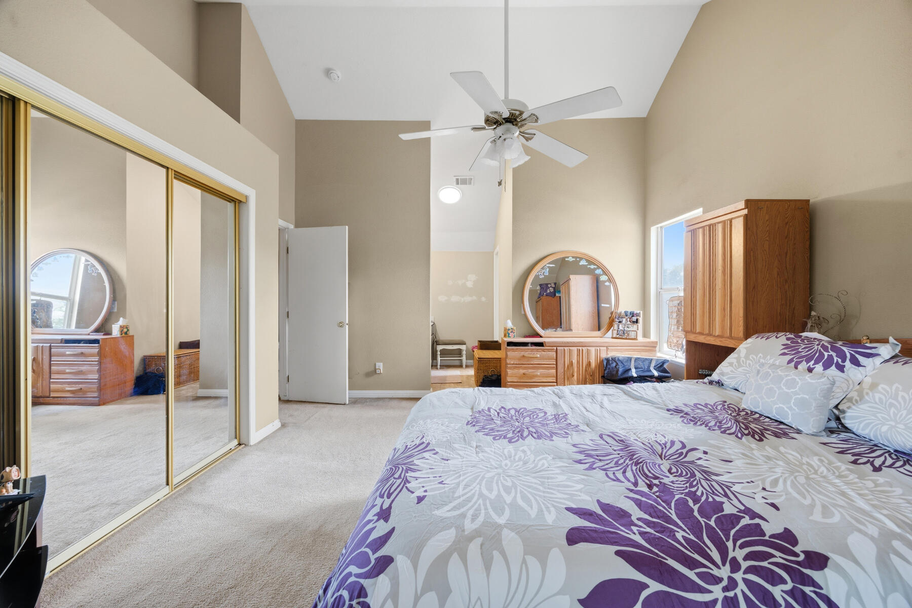 281 Somerset Dr, Lemoore, CA 93245