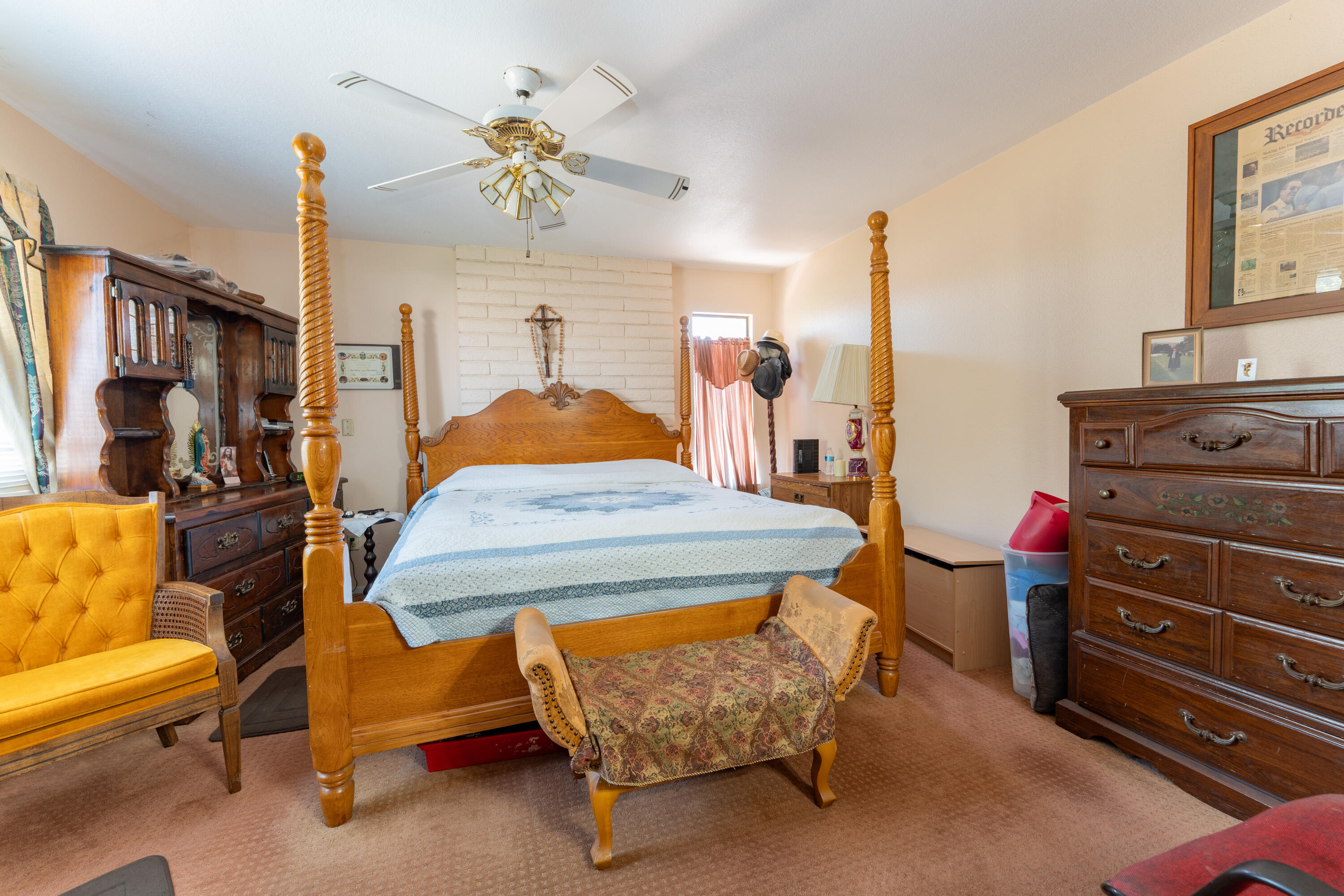 1490 Nancy Cir, Porterville, CA 93257