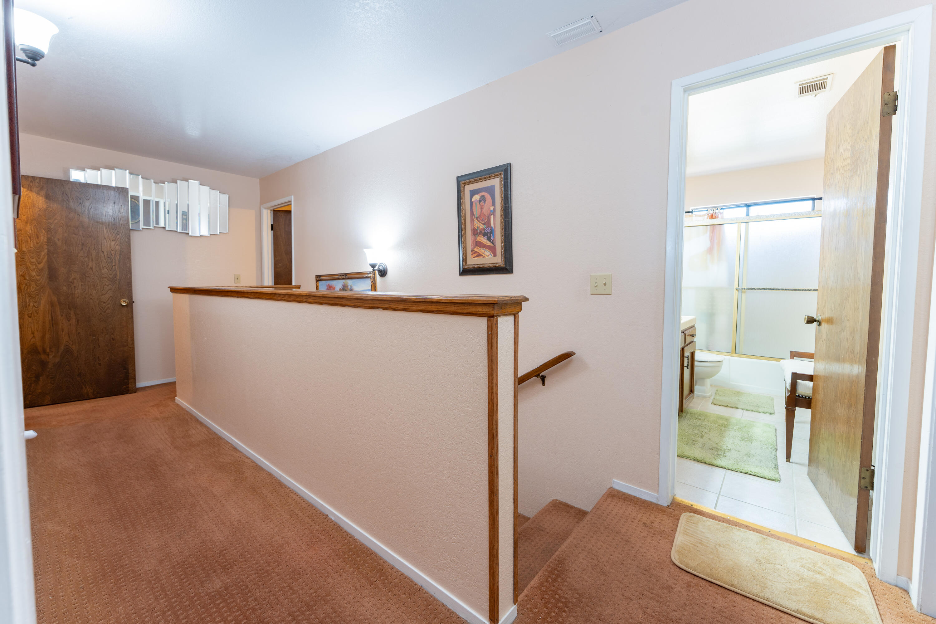 1490 Nancy Cir, Porterville, CA 93257