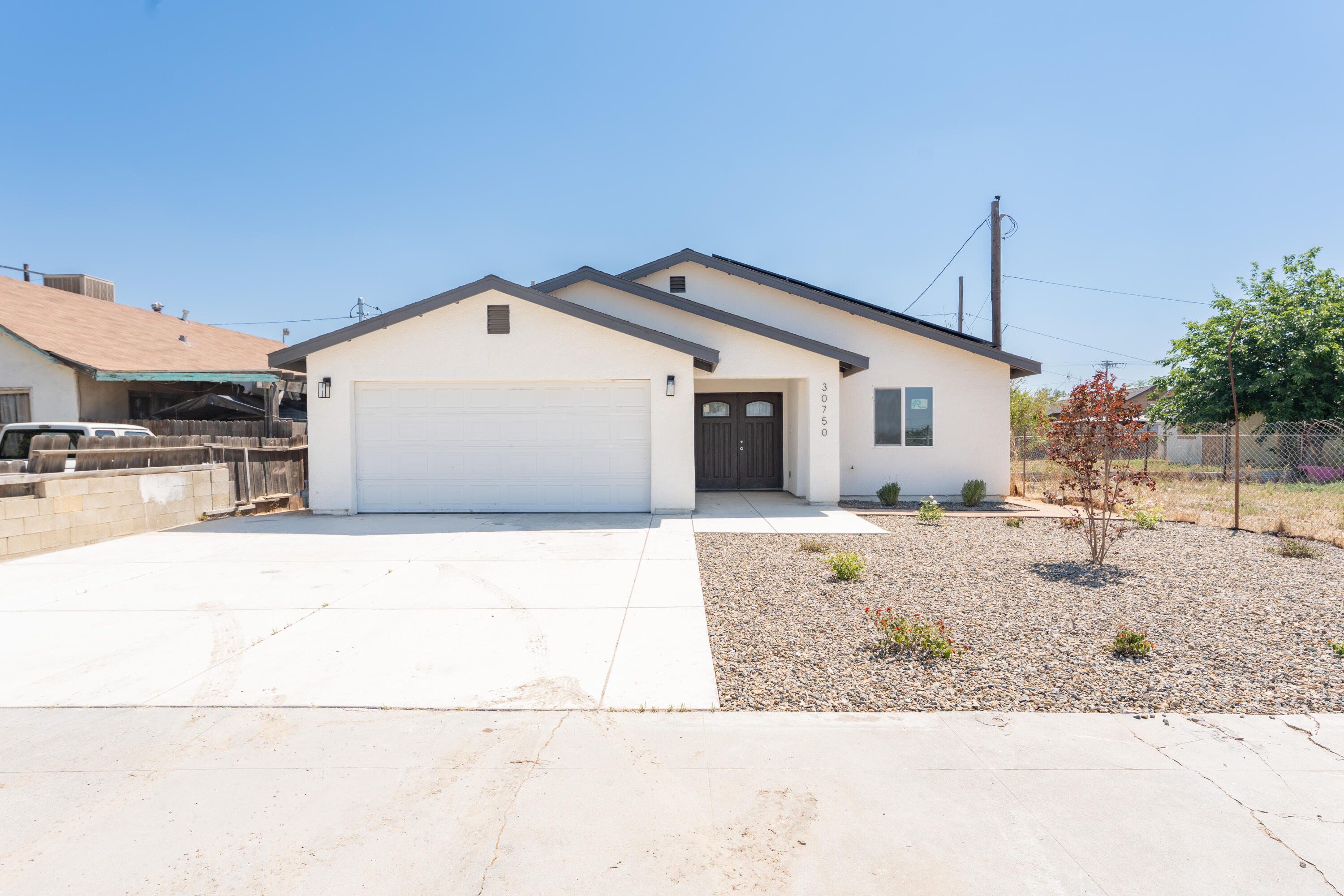 30750 Farr Rd, Visalia, CA 93291