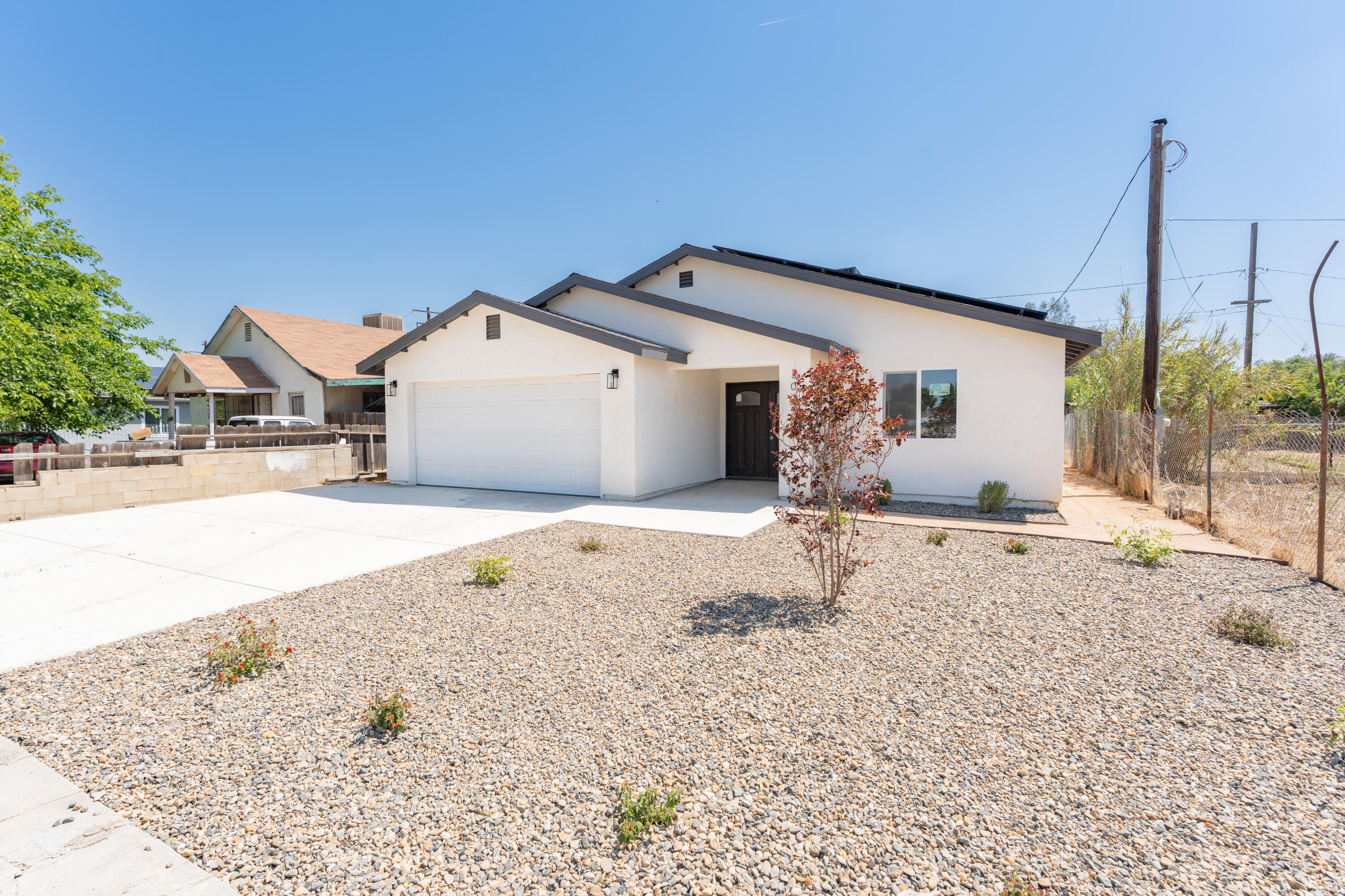 30750 Farr Rd, Visalia, CA 93291