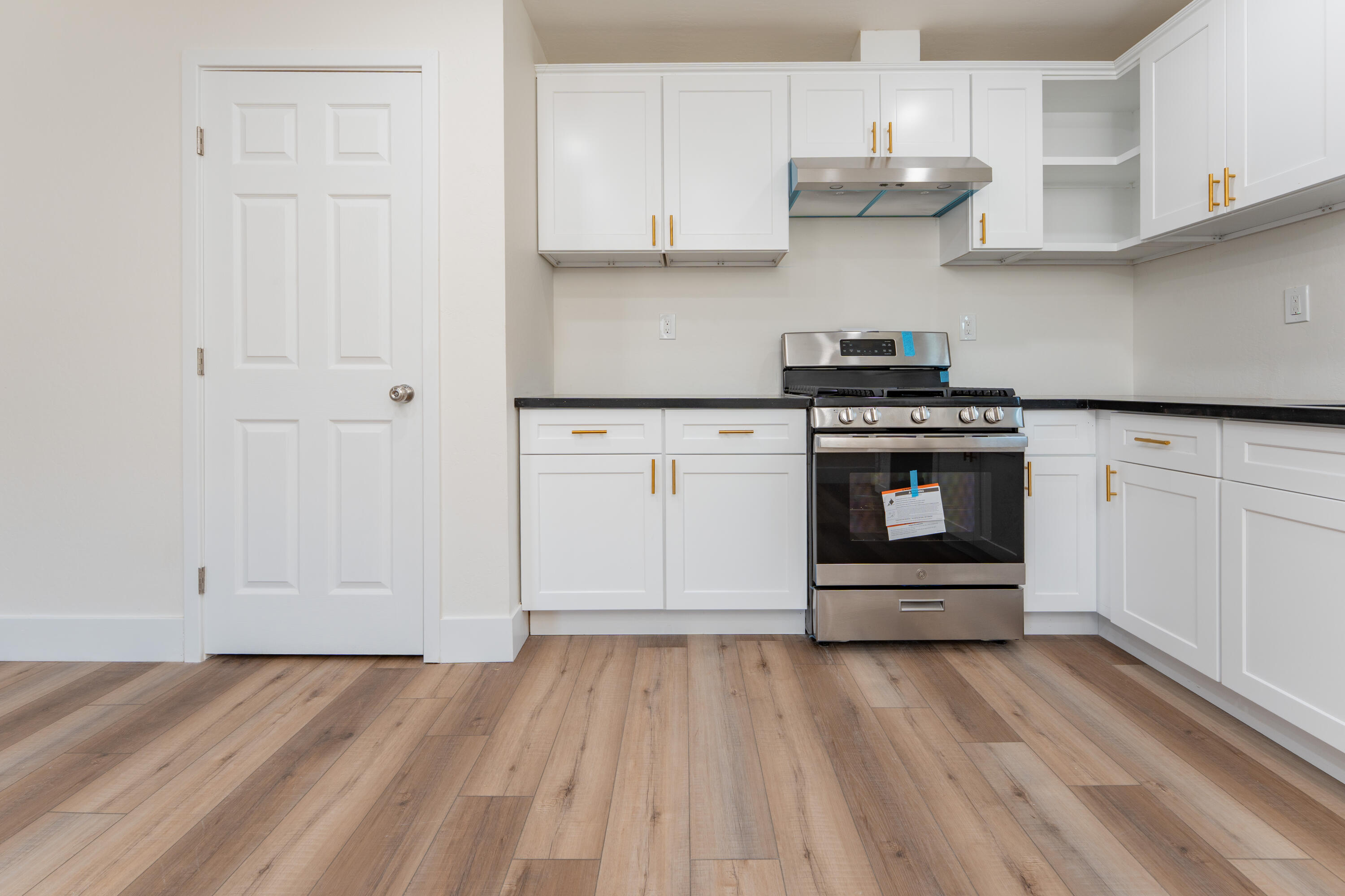 30750 Farr Rd, Visalia, CA 93291